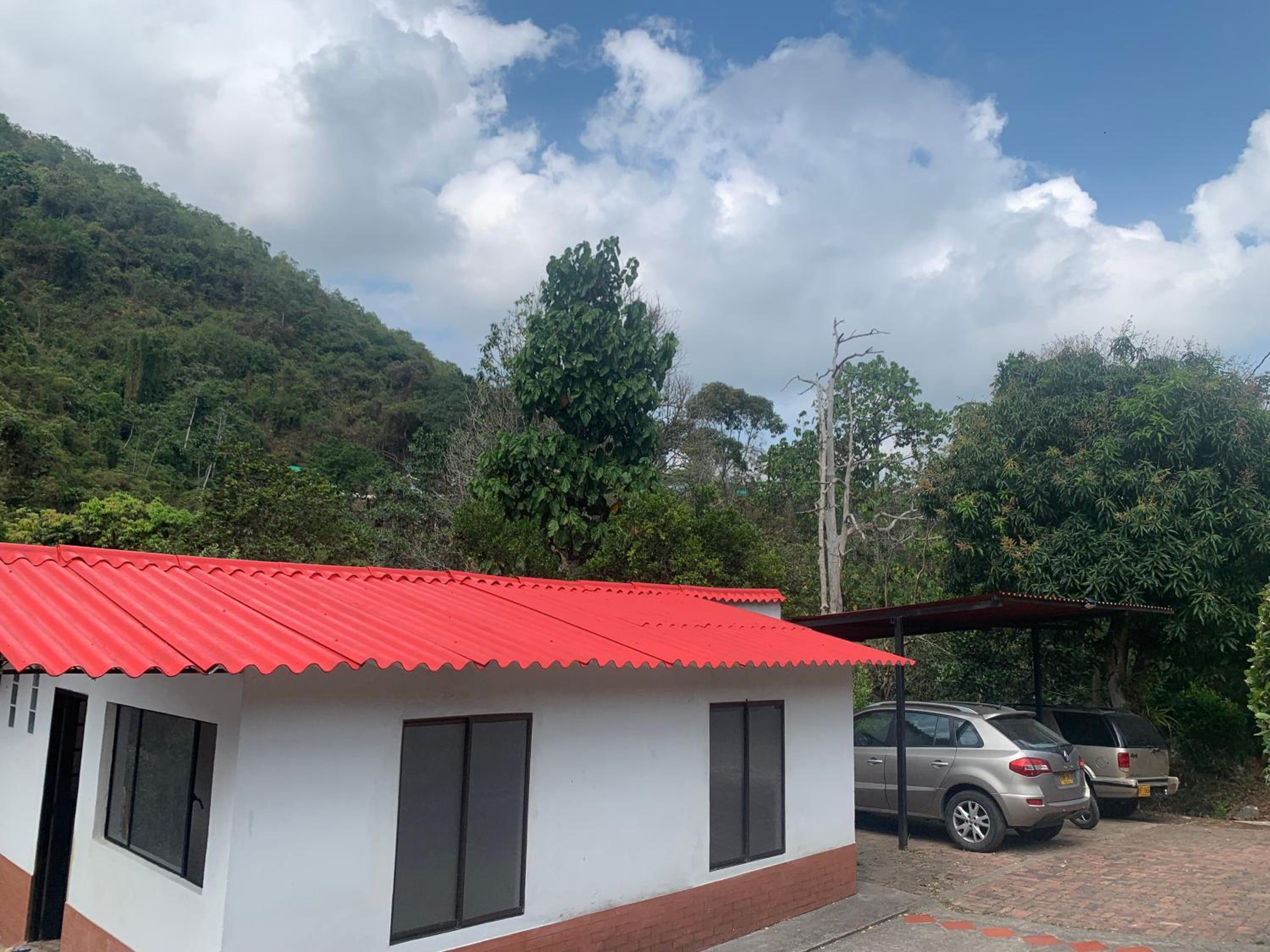 Finca Calandaima casa-cabaña independiente un lugar mágico