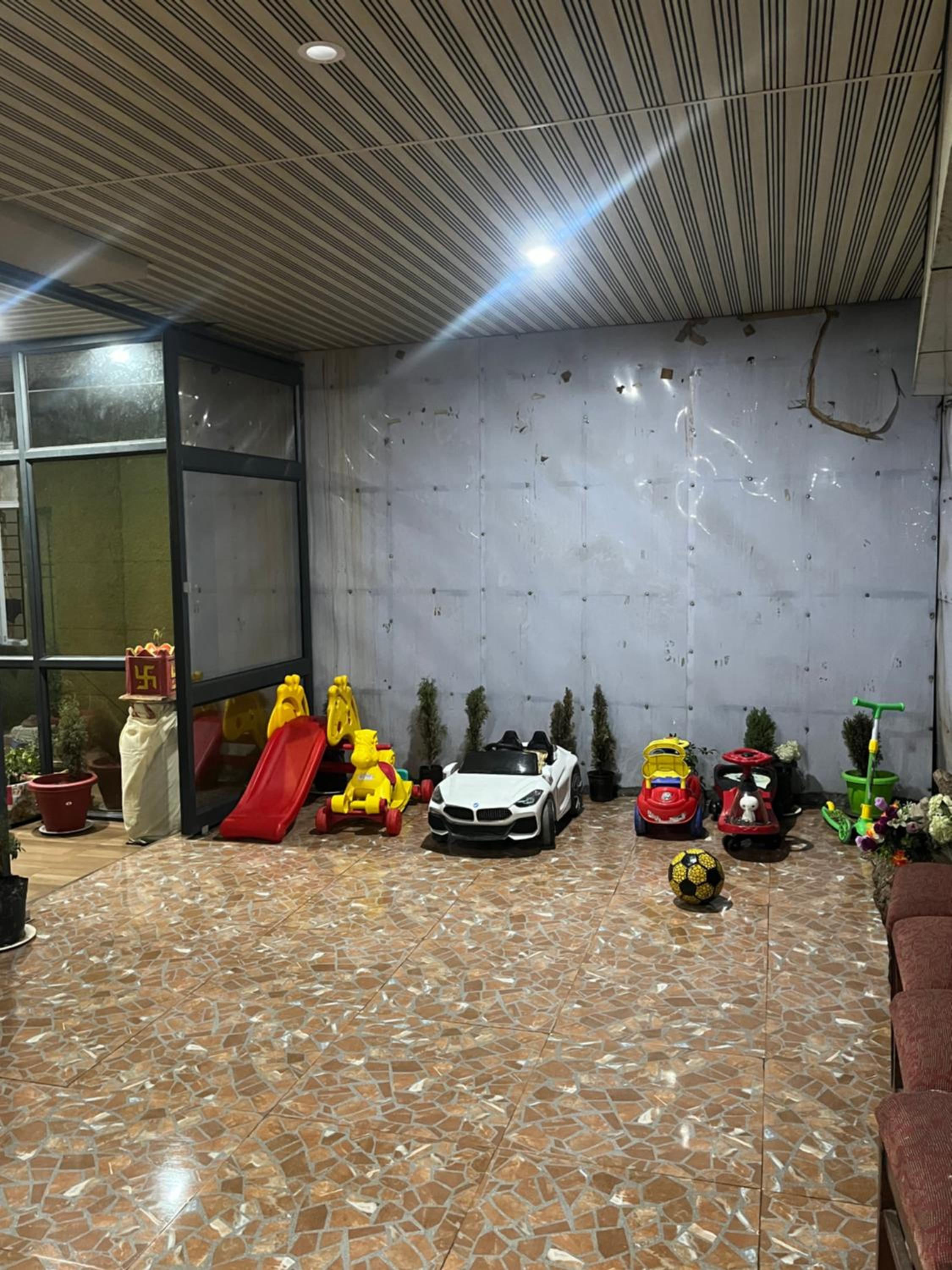 Photo 18