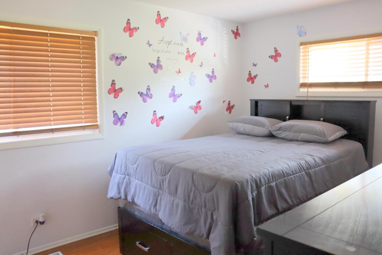 Cozy 2BR Private Space in Gurnee Near Naval Base view 3
