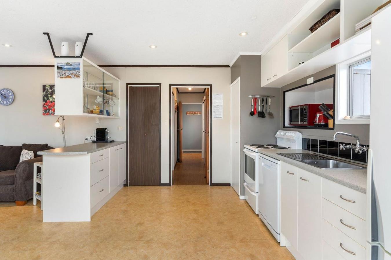 Apartment on Winifred