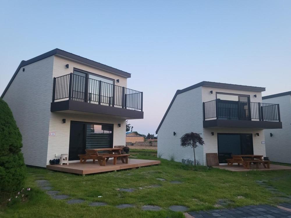 Muan Viento Sol Beach Pension view 4