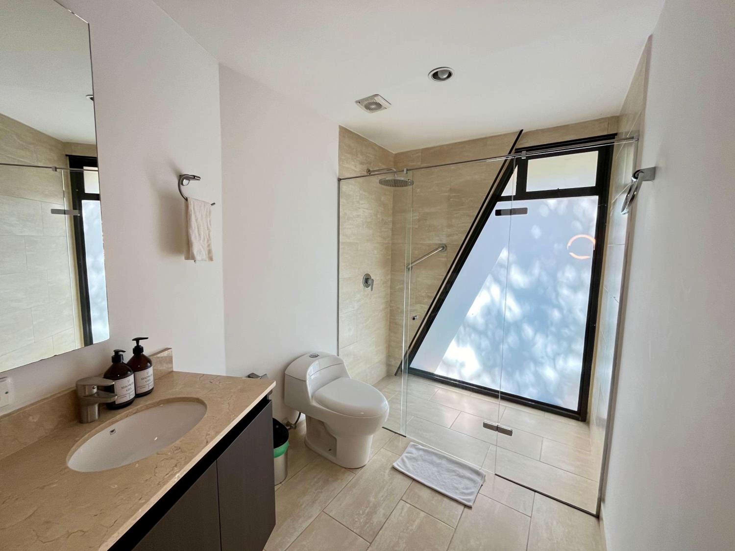 Room in BB - Suite Presidencial en hotel proximo al aeropuerto