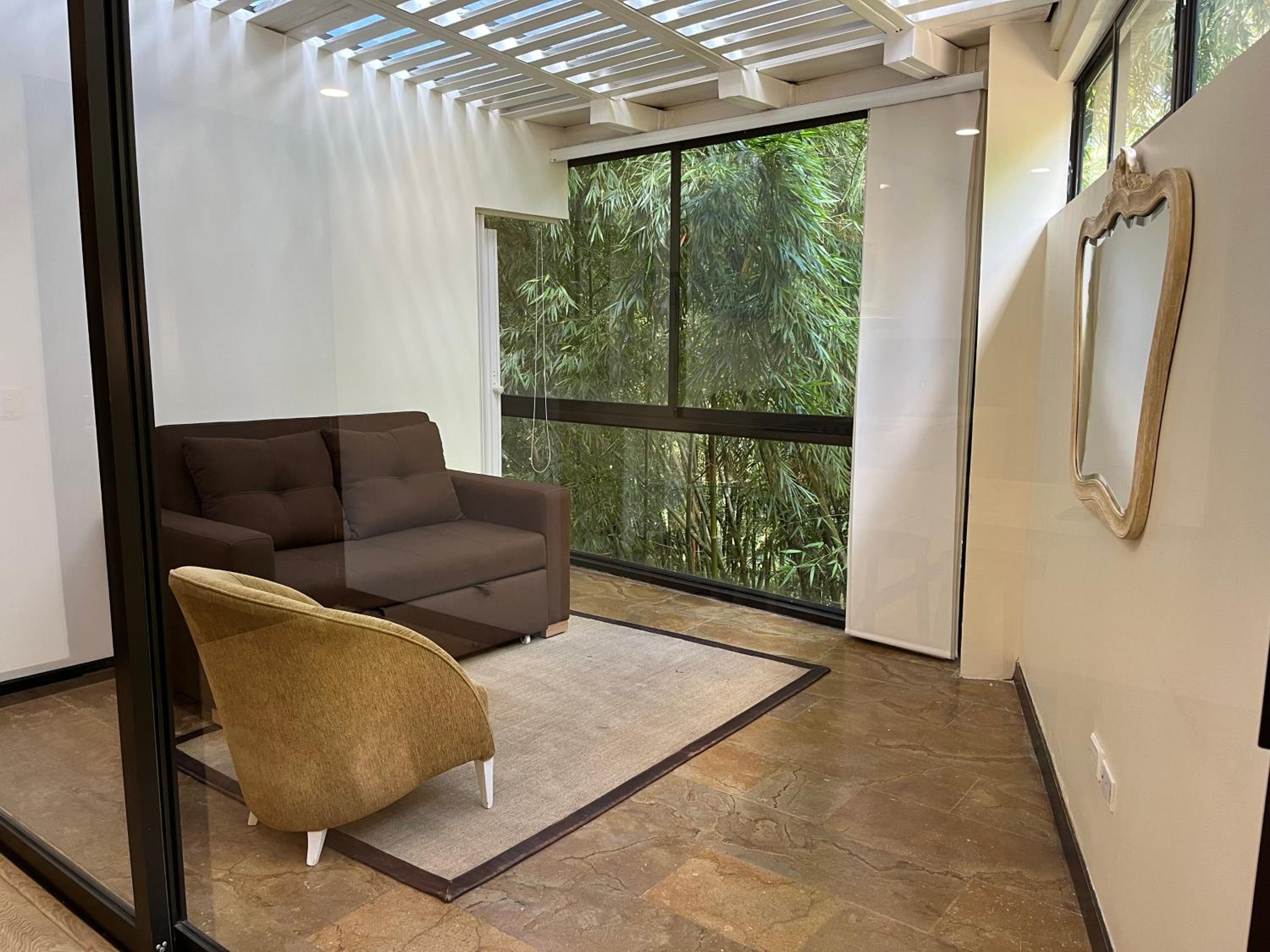 Room in BB - Suite Presidencial en hotel proximo al aeropuerto