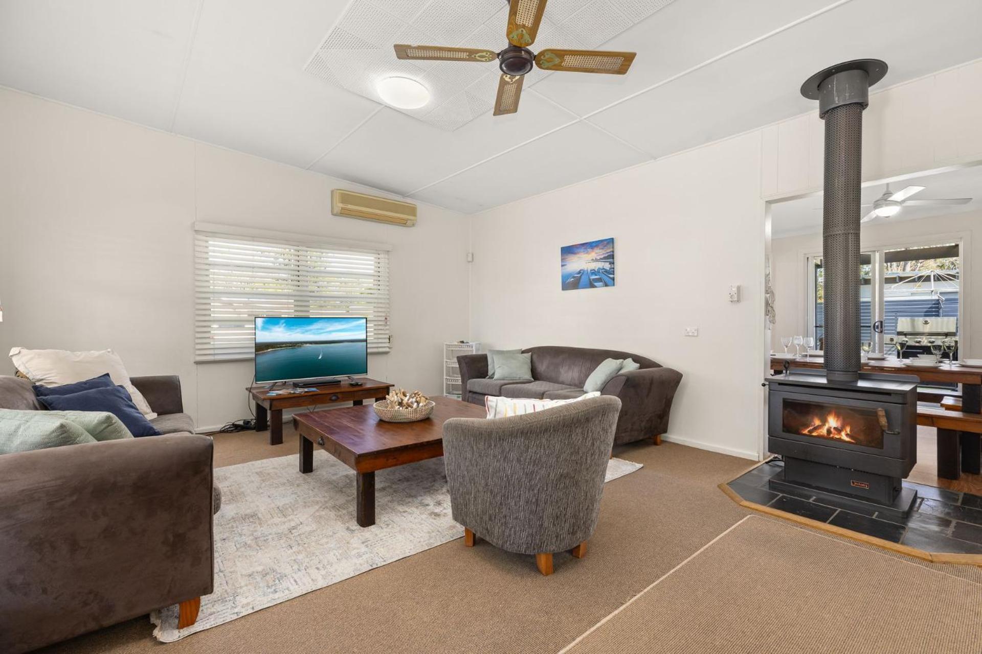 Huskisson Delight! by Experience Jervis Bay