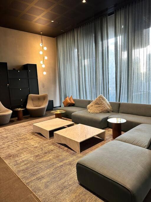 Hidden Loft - Luxury in the Heart of Melbourne