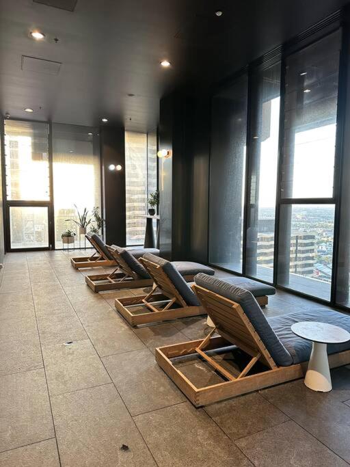 Hidden Loft - Luxury in the Heart of Melbourne