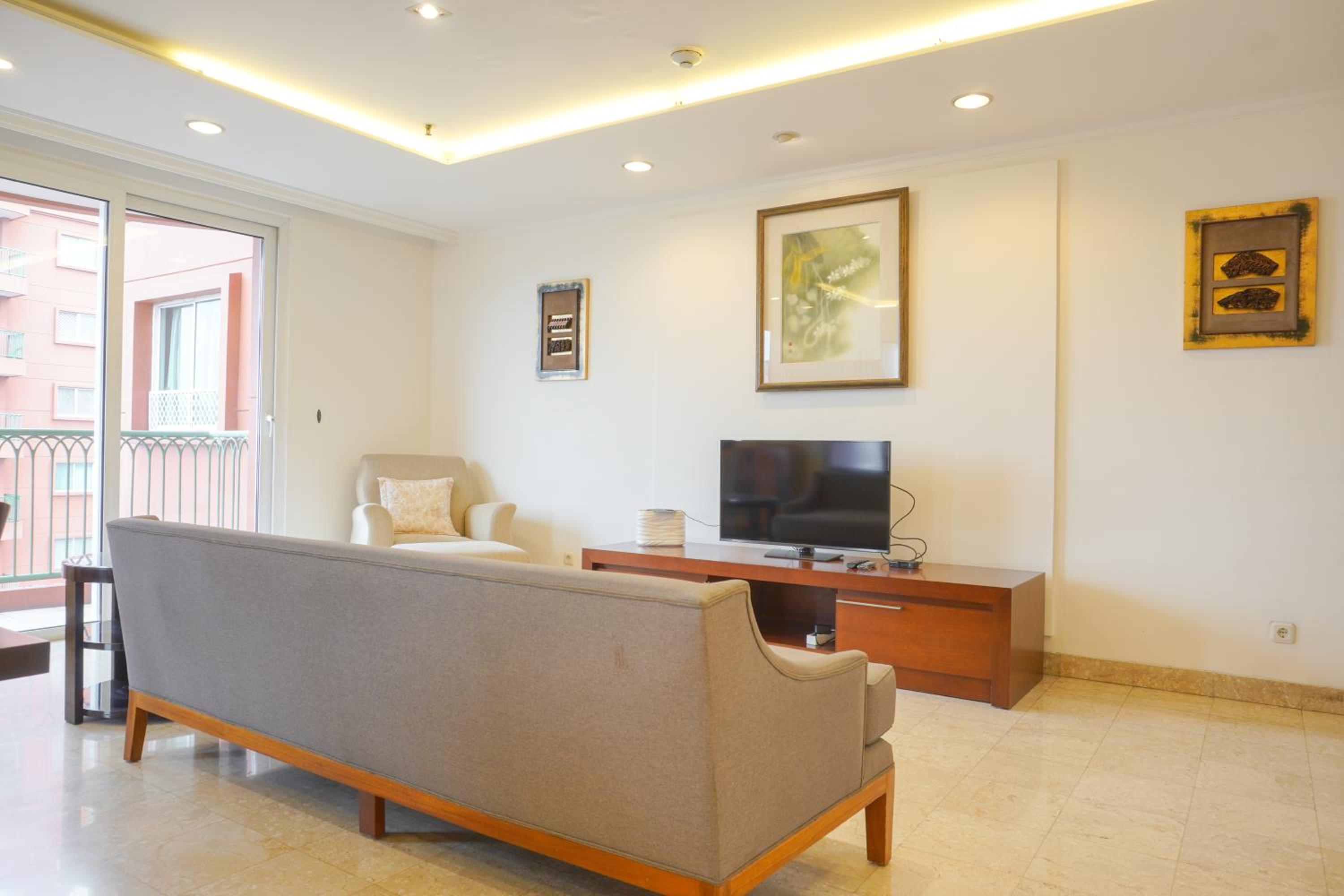 Spacious and Homey 2BR at Nuasa Hijau Pondok Indah Apartment By Travelio view 4