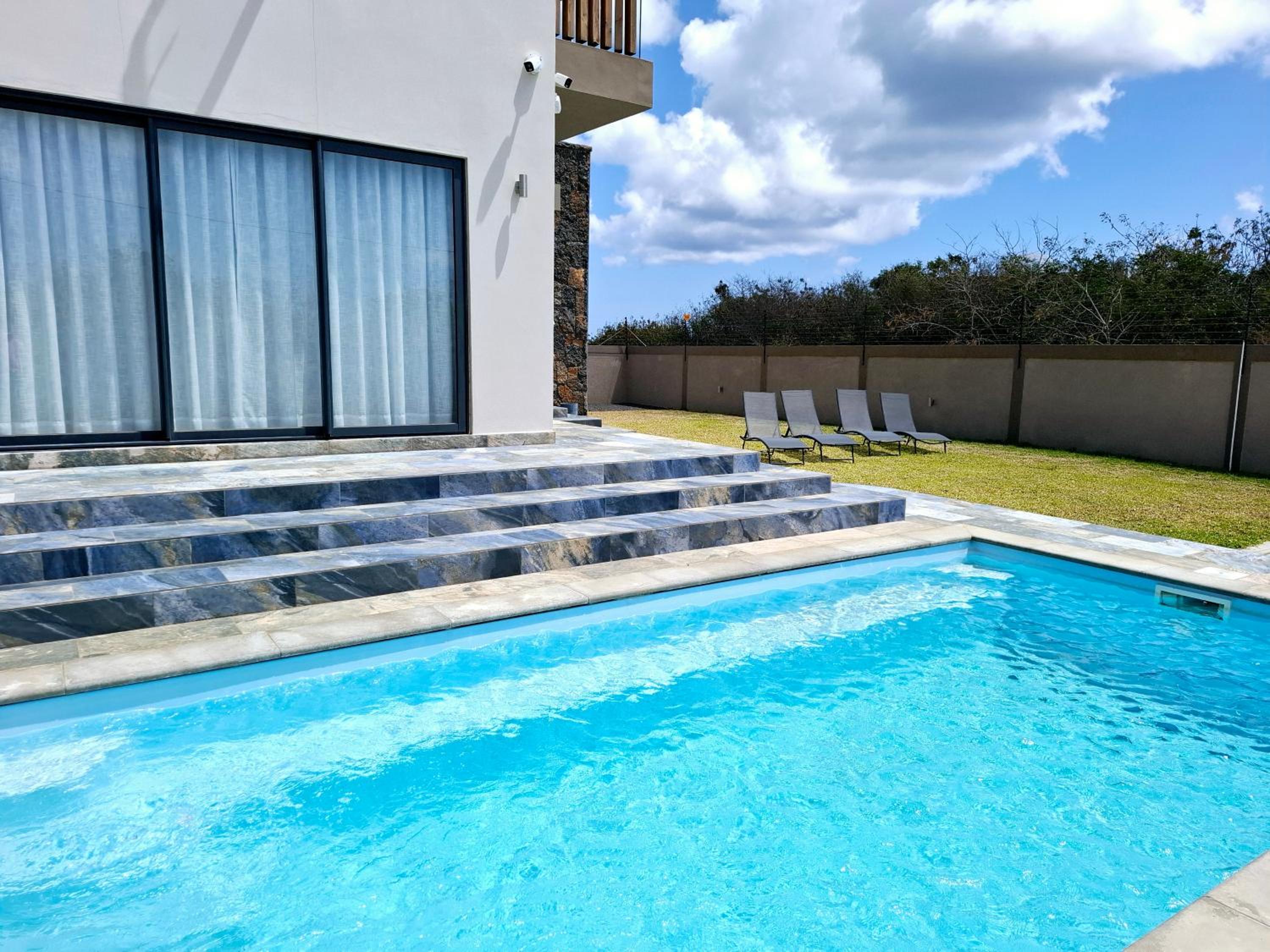 Corun Lua - Villa - Pereybere - Moderne, Calme & Piscine privée view 2