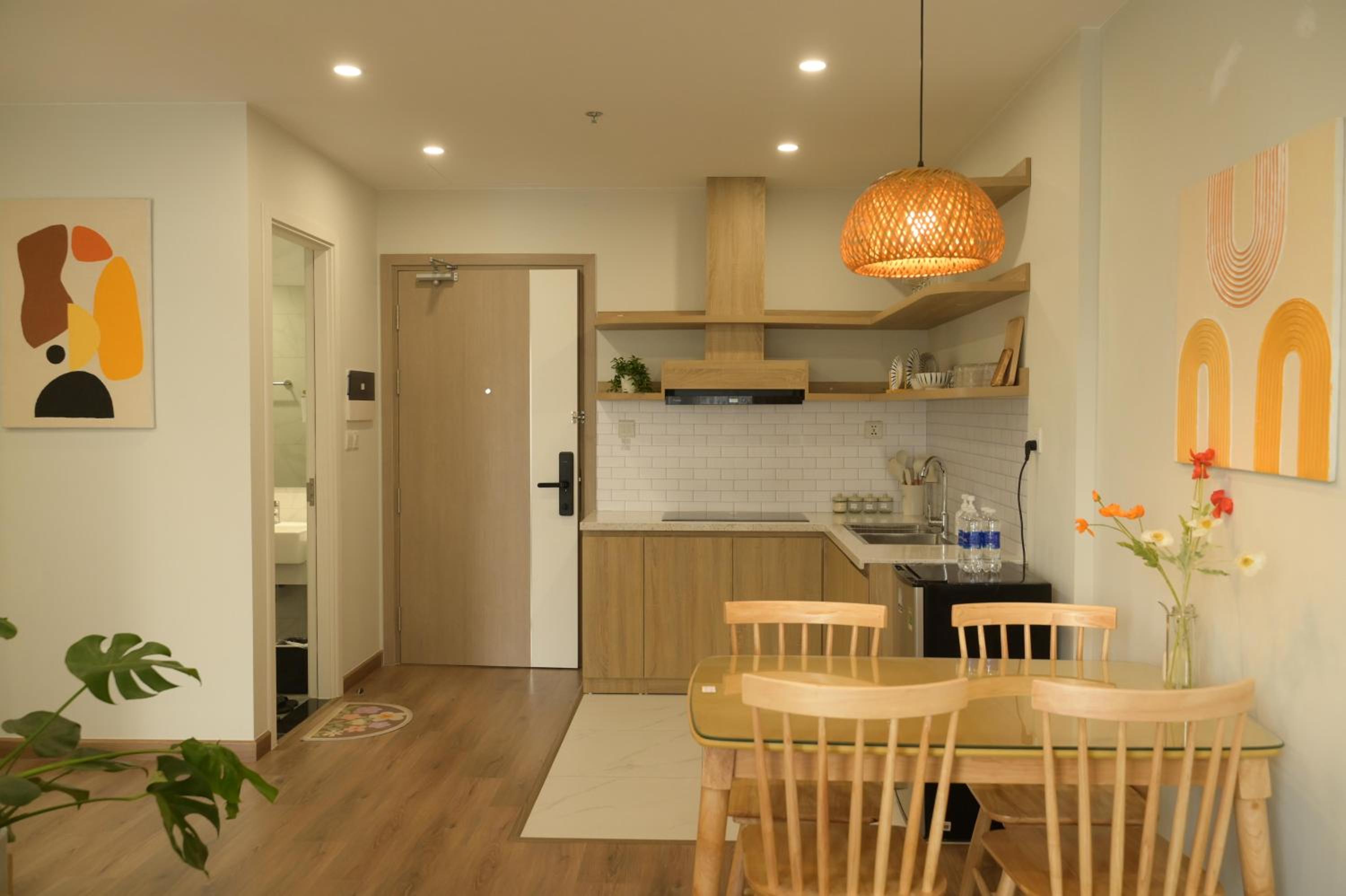 Vinhomes Smart City Rare 1,5BR Apt Best Deal for Long-Term Guests