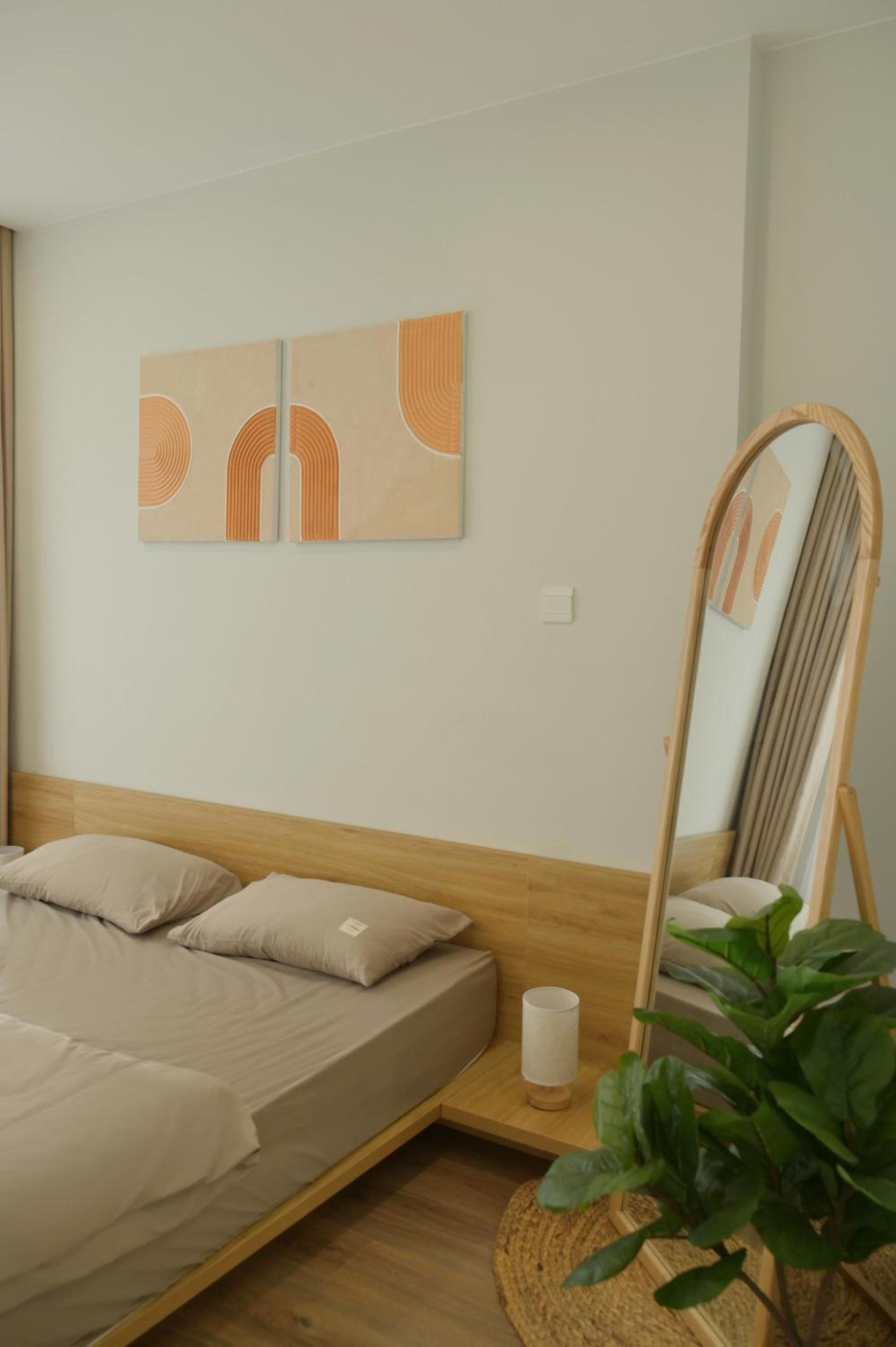 Vinhomes Smart City Rare 1,5BR Apt Best Deal for Long-Term Guests