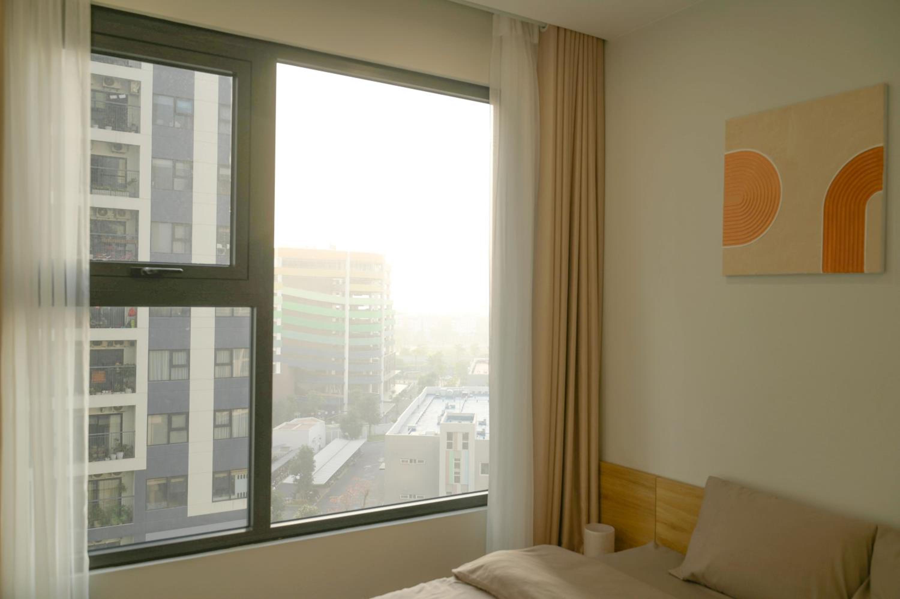Vinhomes Smart City Rare 1,5BR Apt Best Deal for Long-Term Guests