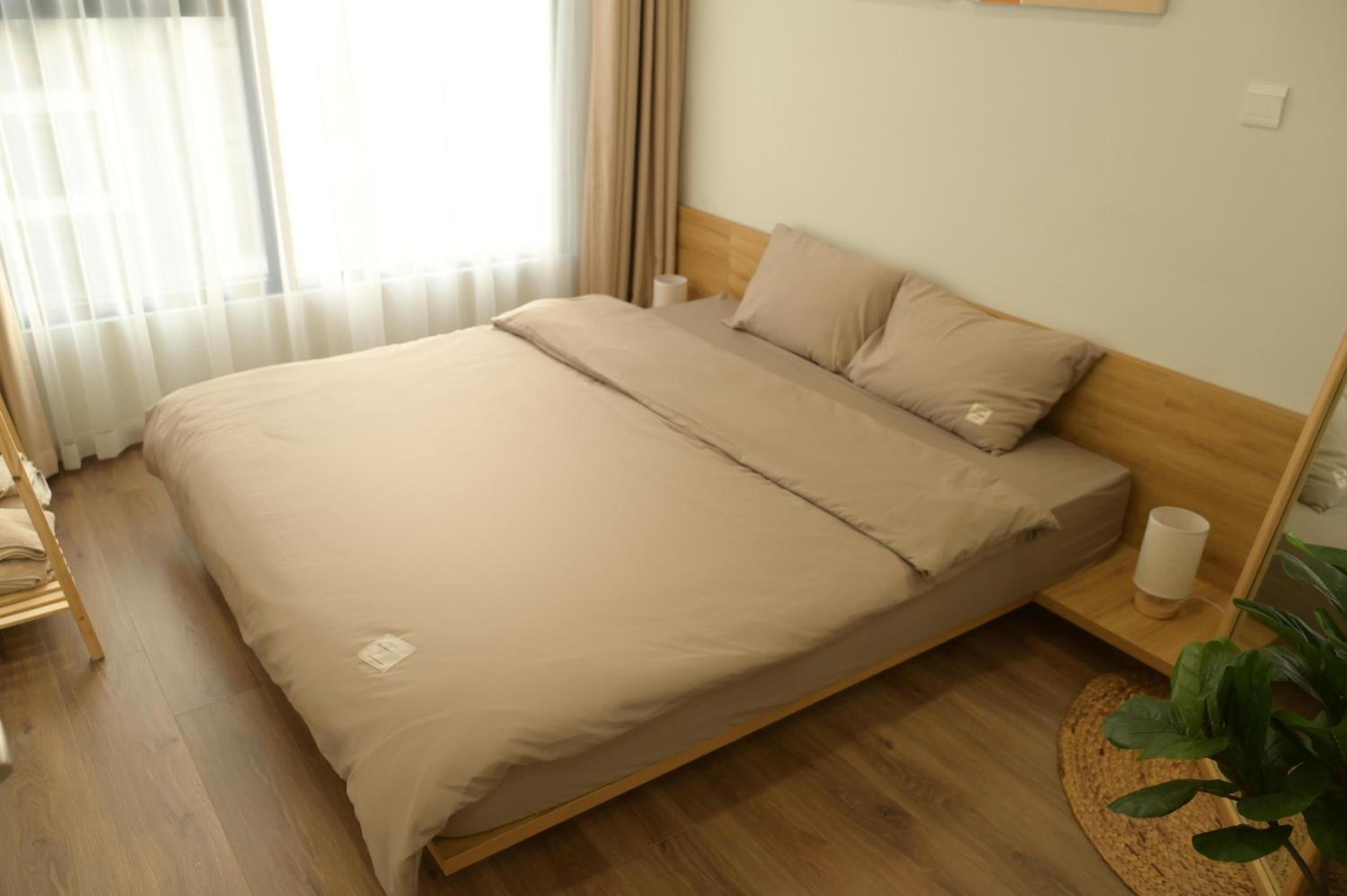 Vinhomes Smart City Rare 1,5BR Apt Best Deal for Long-Term Guests