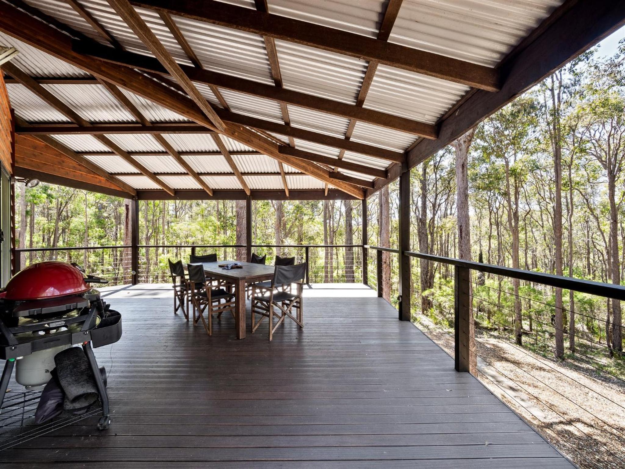 Calistoga Chalet - Luxury among the trees