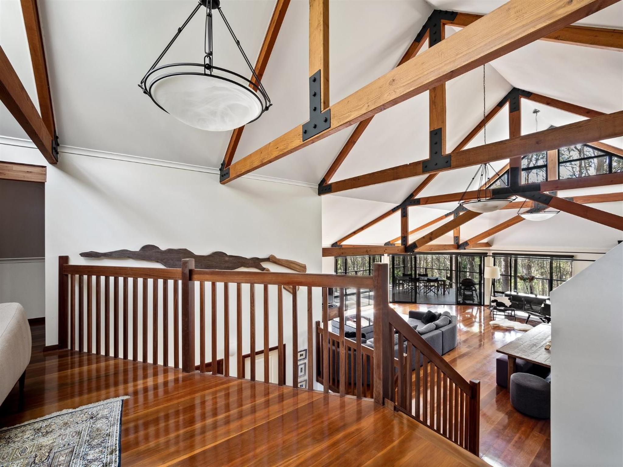 Calistoga Chalet - Luxury among the trees