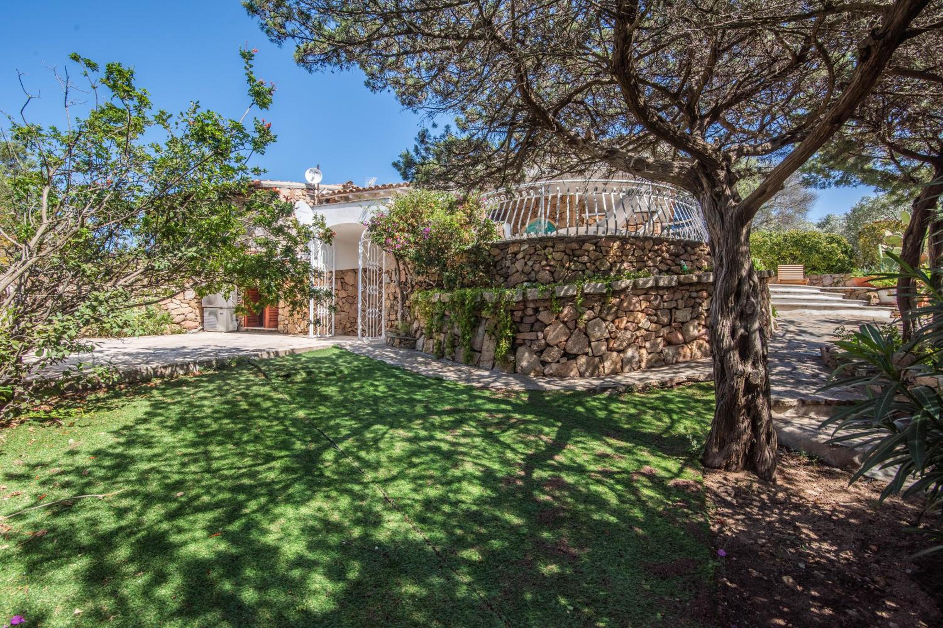 Villa Maestrale 100M from beach - Happy Rentals