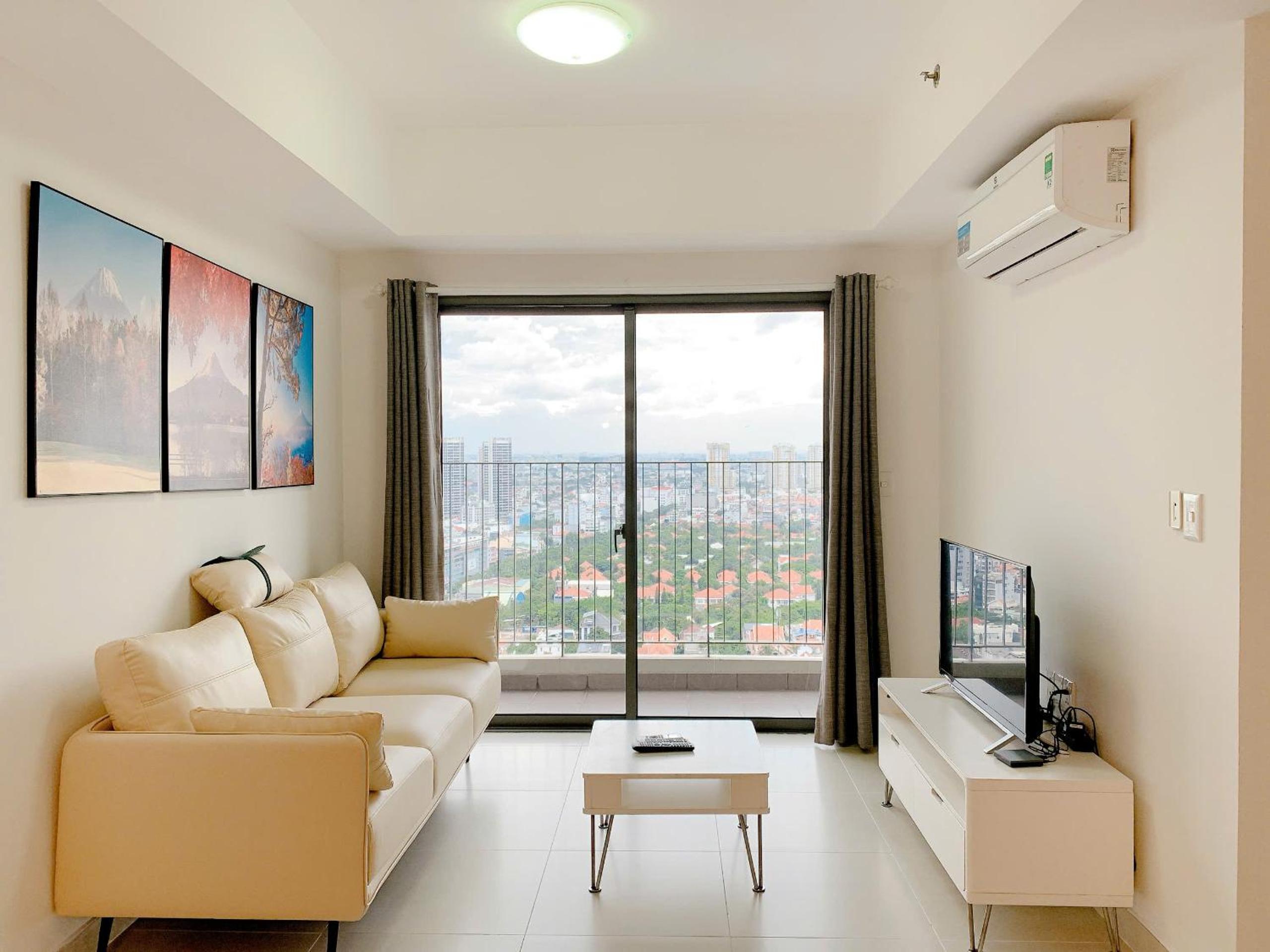 Masteri Thao Dien Comfy Apartment #Nice Balcony #Opening View