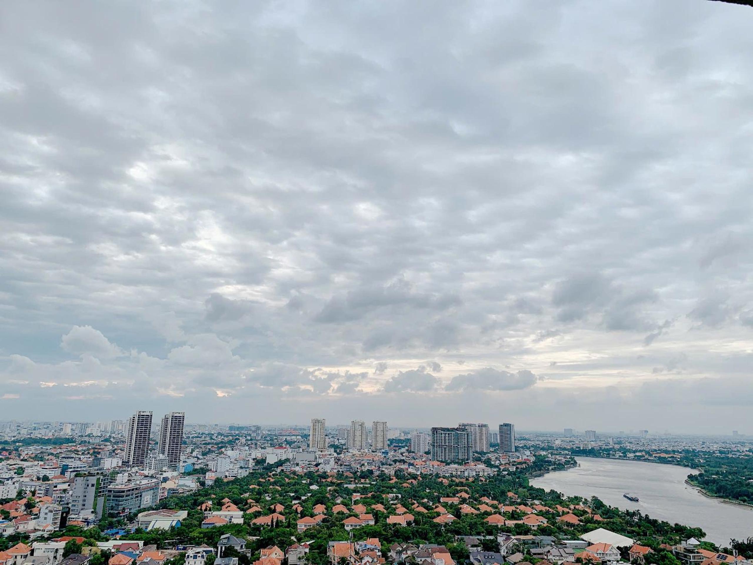 Masteri Thao Dien Comfy Apartment #Nice Balcony #Opening View