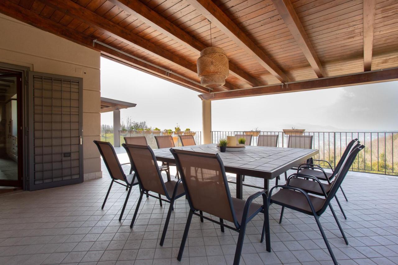 Villa Santoro al Paradiso Verde, Villa intera con Piscina