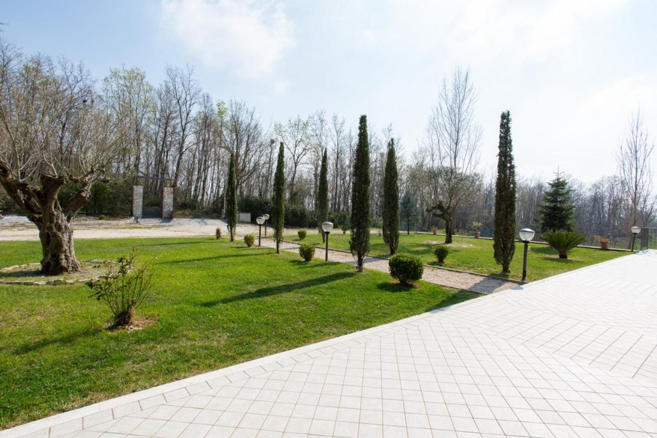 Villa Santoro al Paradiso Verde, Villa intera con Piscina