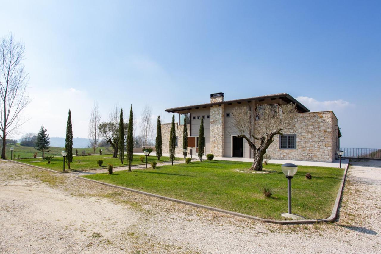 Villa Santoro al Paradiso Verde, Villa intera con Piscina