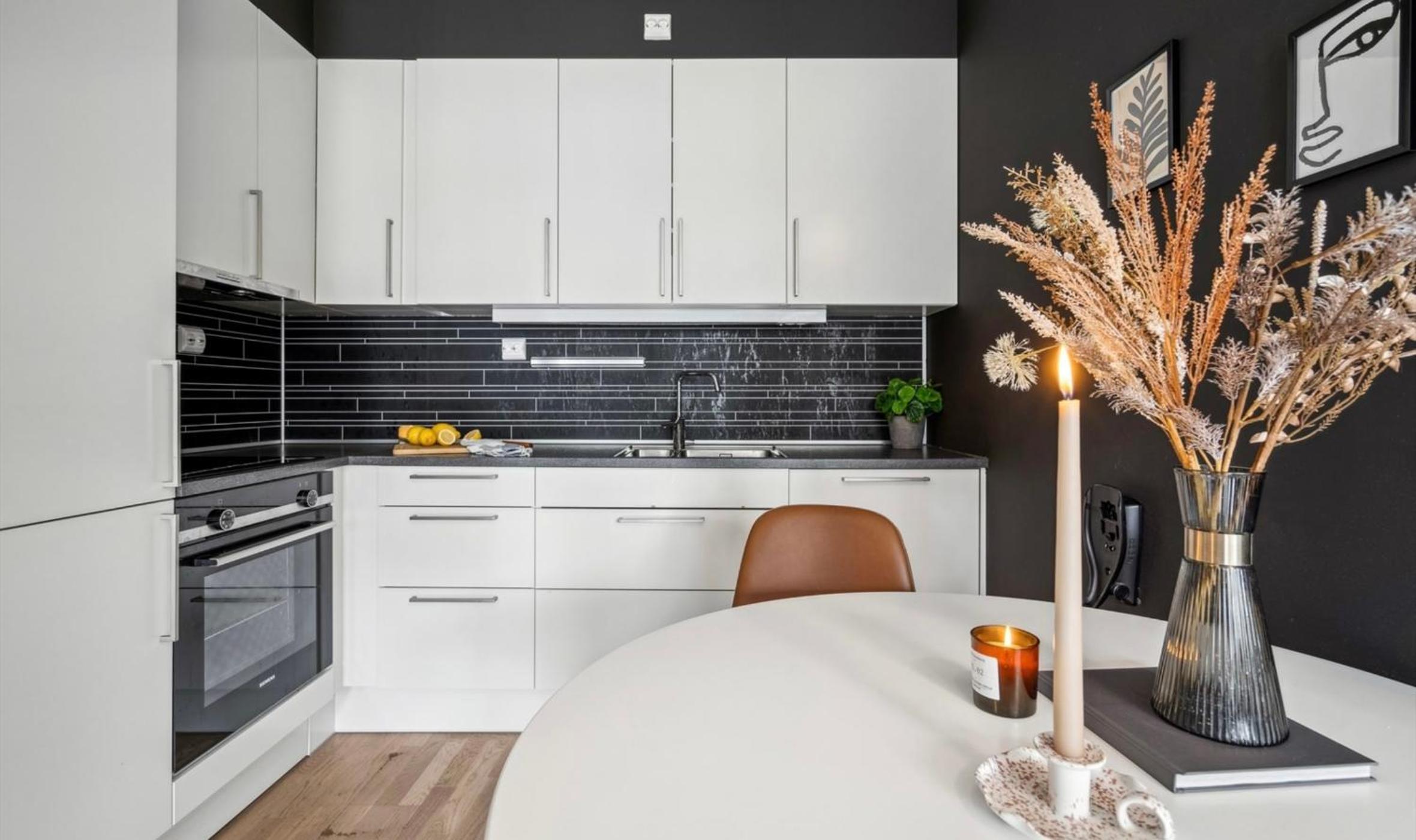 One room in shared apartment in the heart of Tromsø view 4
