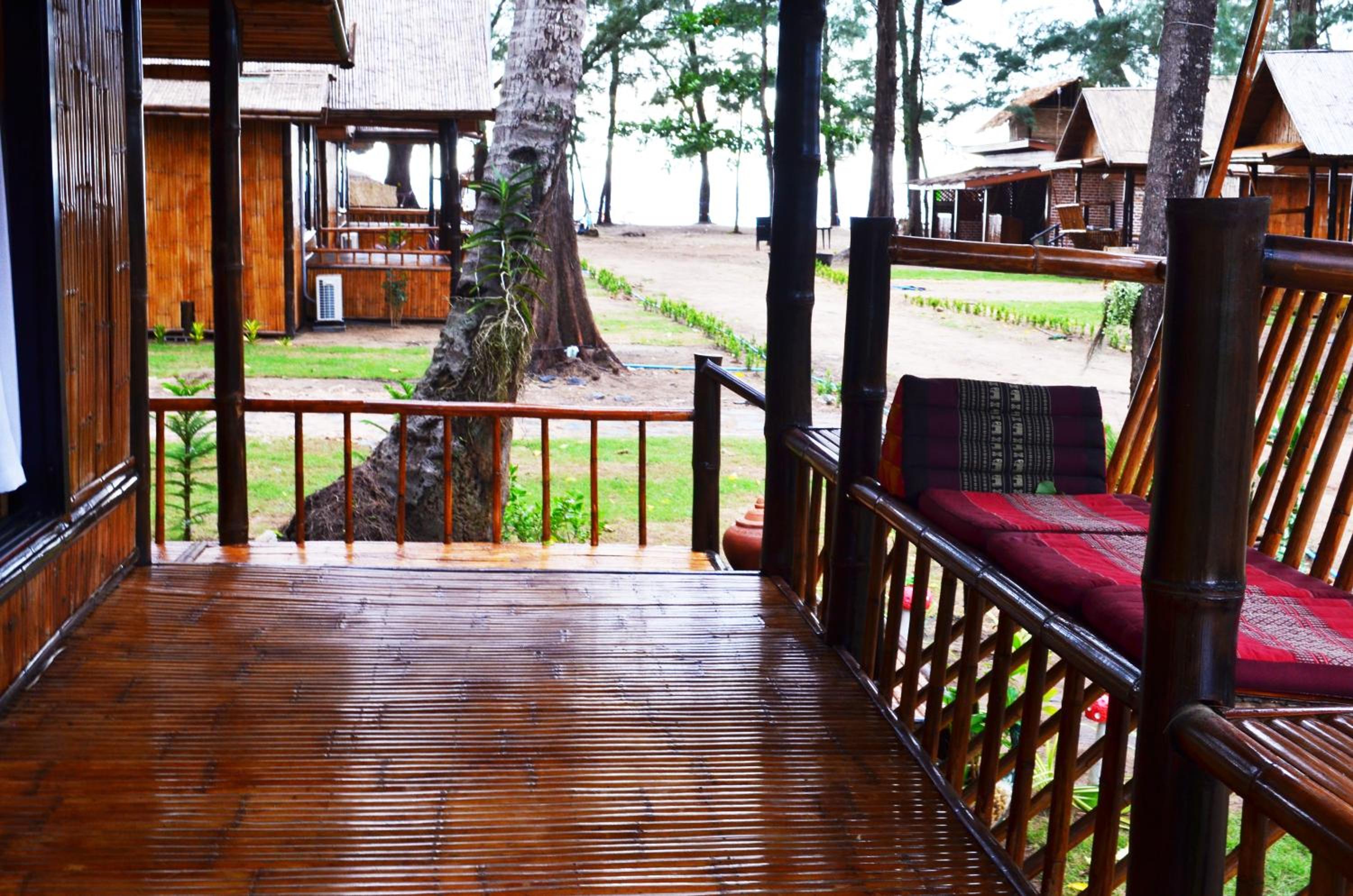 Eco Lanta Hideaway Beach Resort