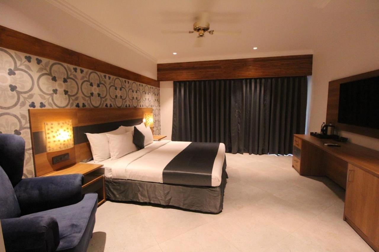 Chalston Beach Resort