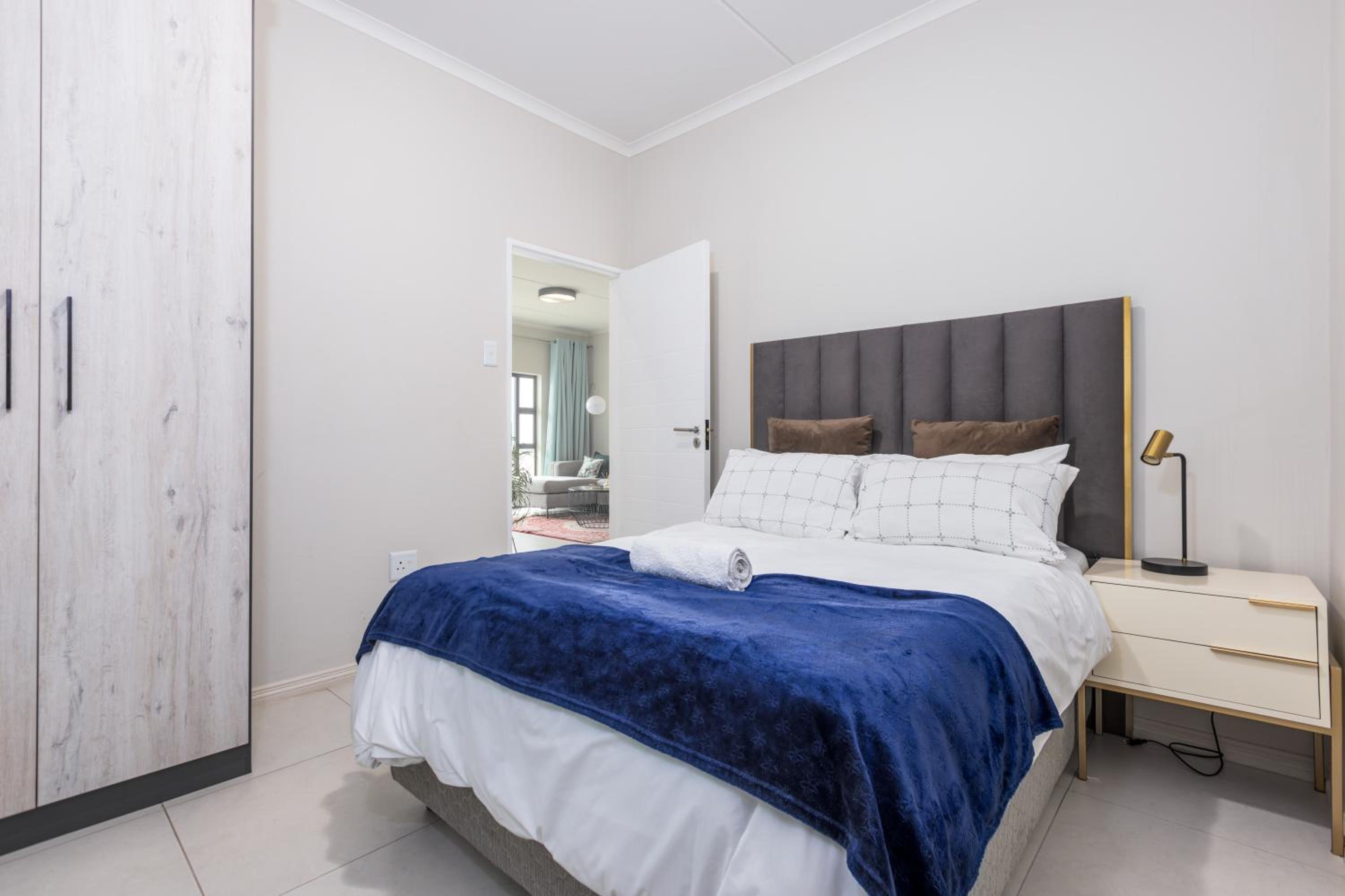 Smartz Apartment