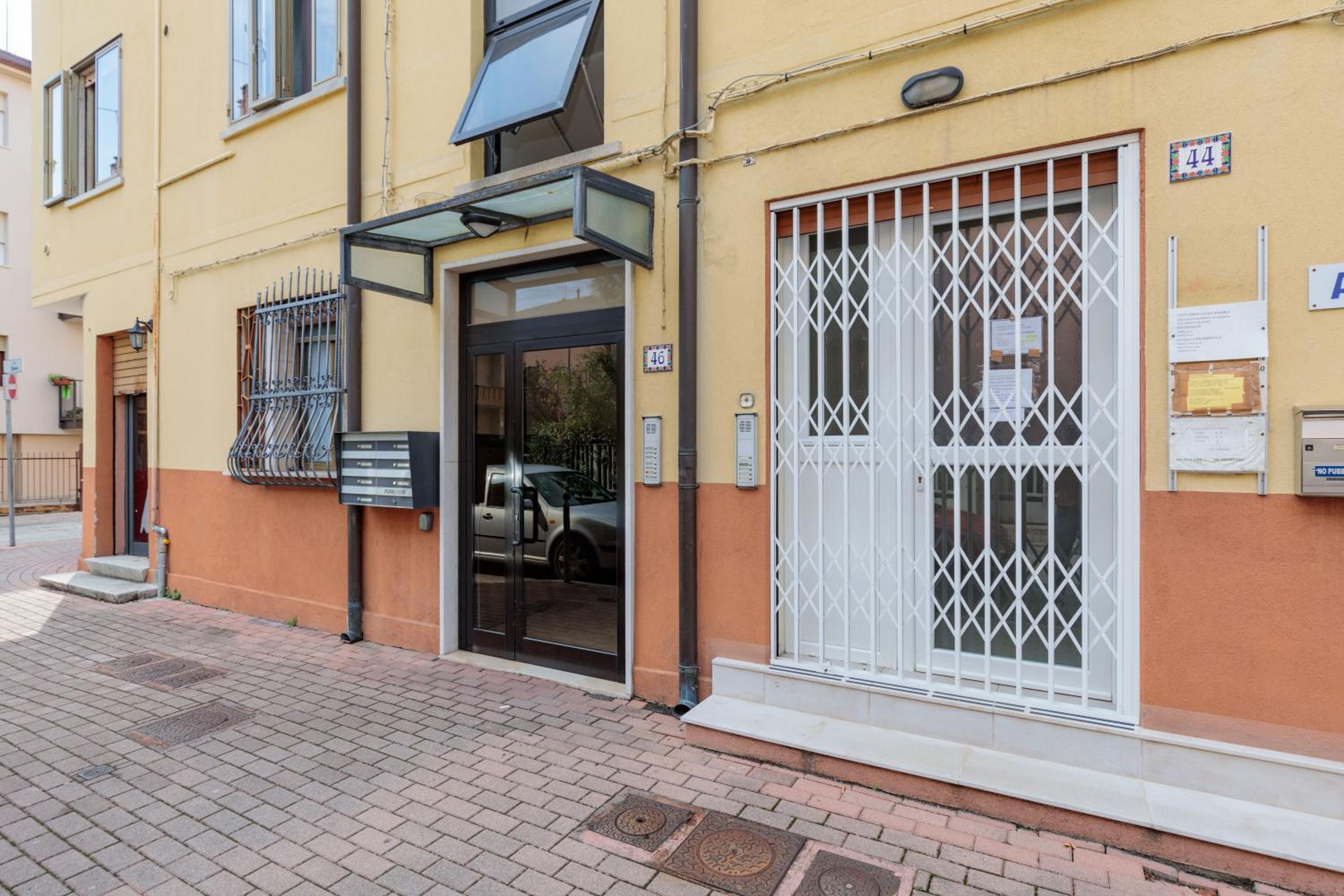 Tipica casa Veneziana a 15 minuti dal centro AC e fast WIFI view 2
