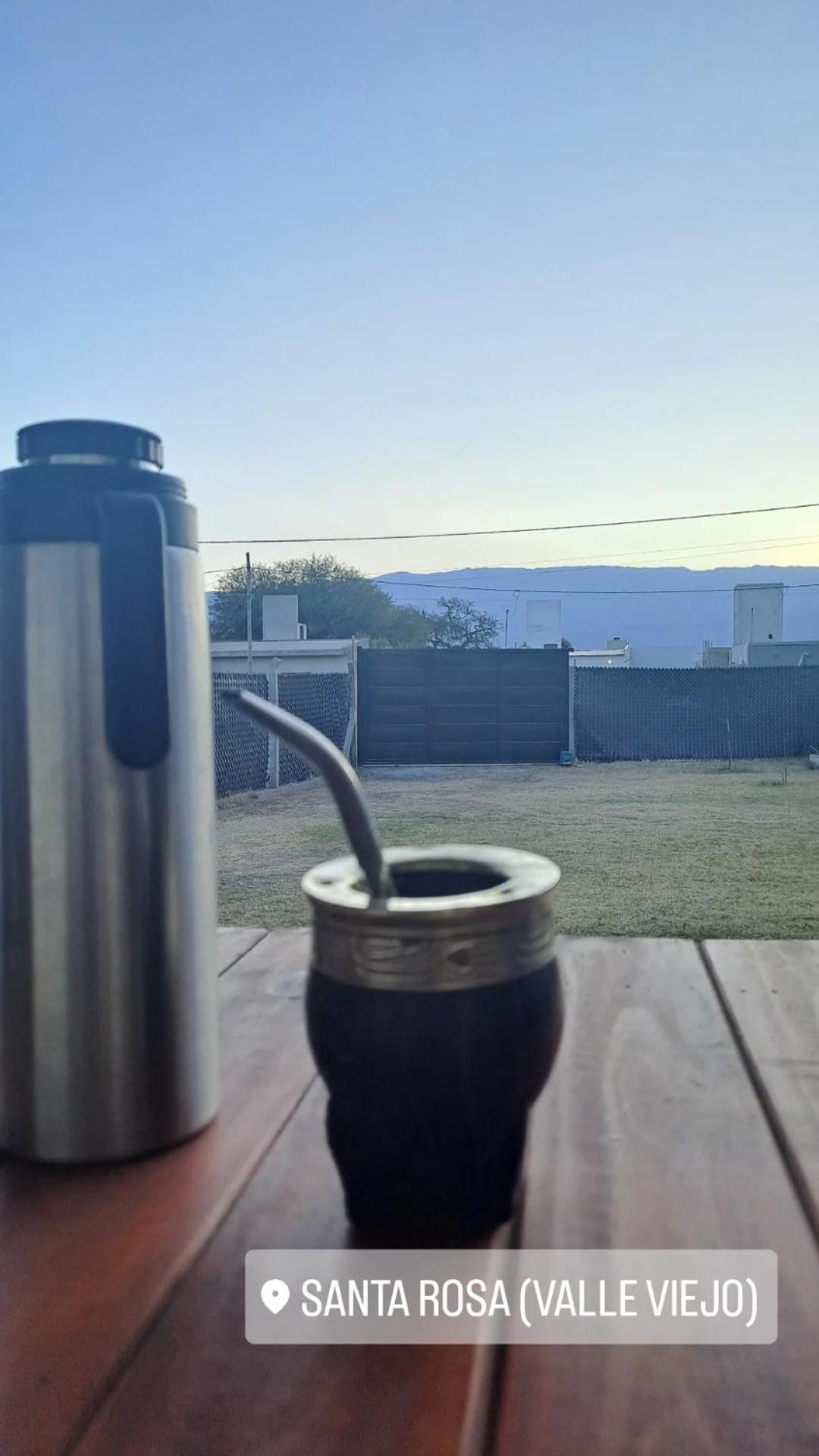 Casa Valle Viejo con Cochera Cubierta Gratis