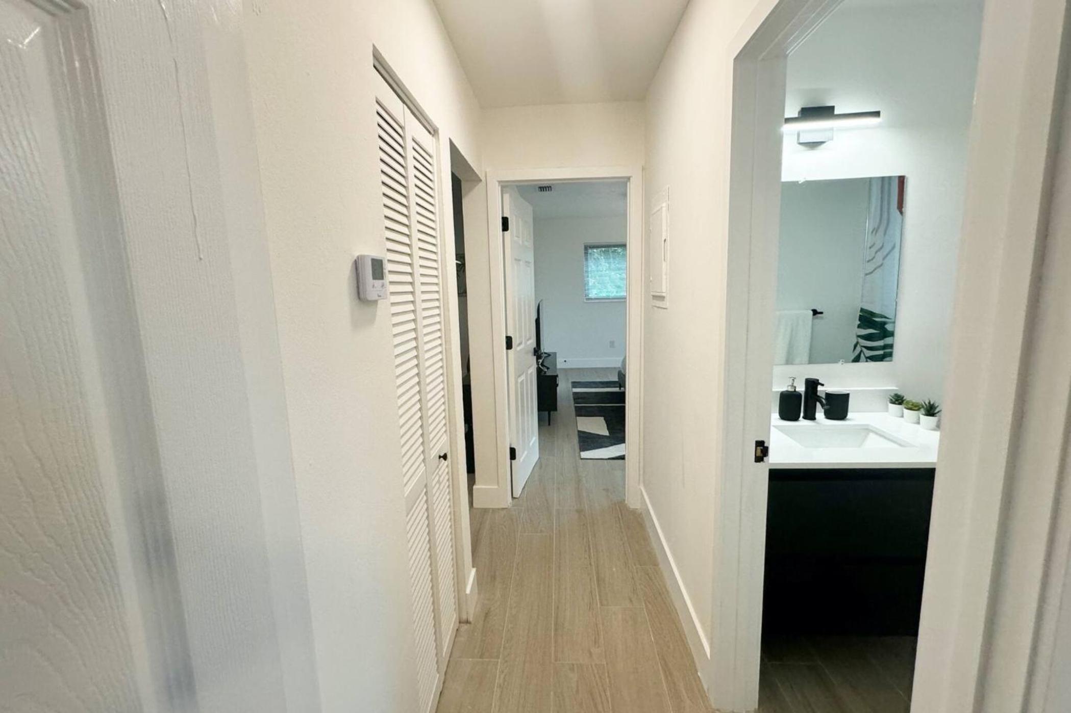 Stylish Serenity: Wynwood Oasis Retreat