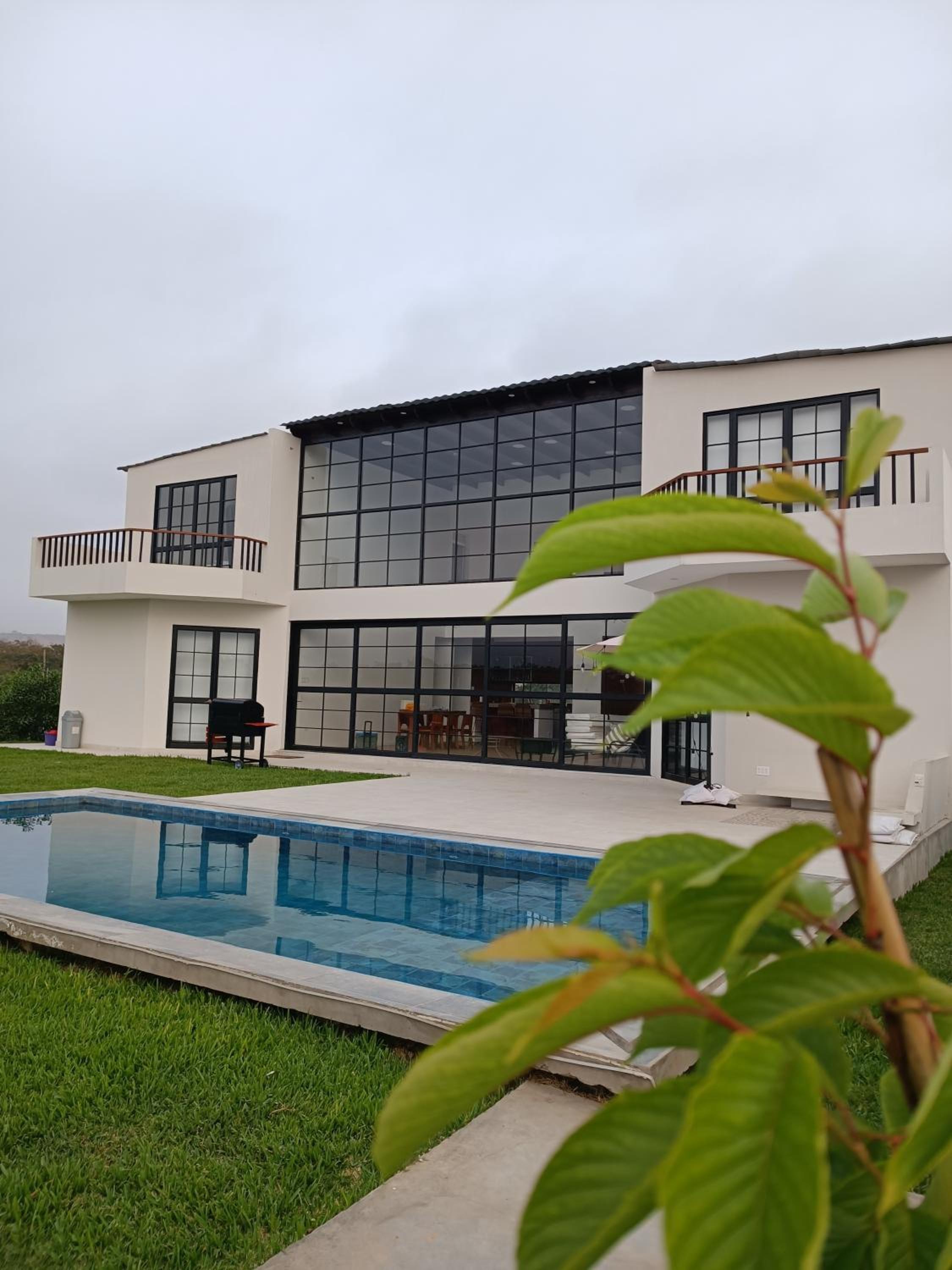 Hermosa casa de campo en Asia view 2