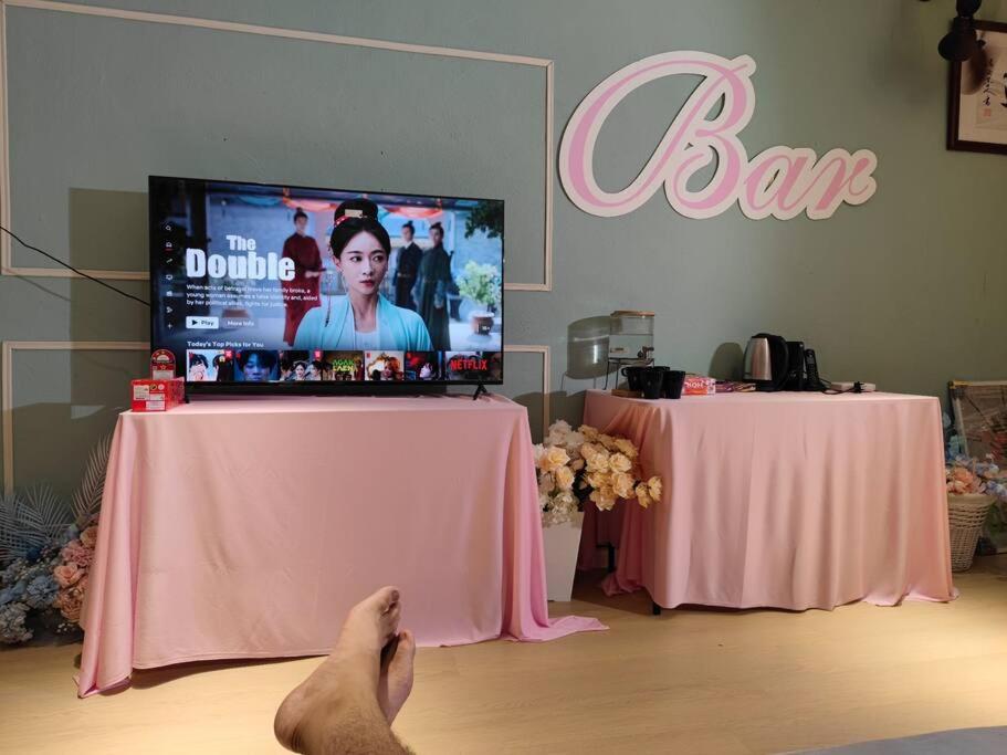 Penang Indoor Camping Tent Romantic Stay up to 7 pax Netflix YouTube Playstation photo 5