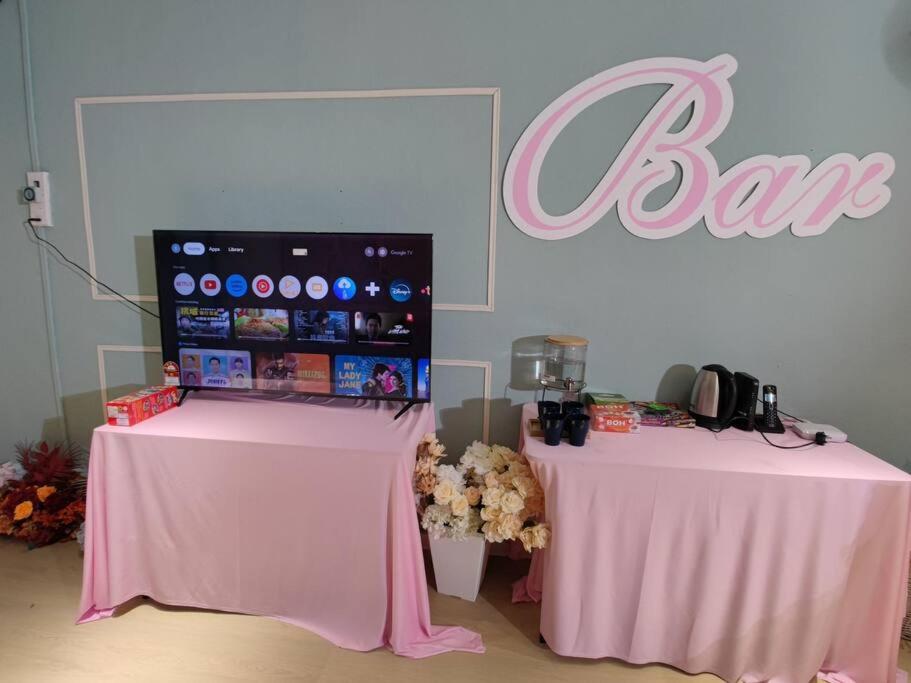 Penang Indoor Camping Tent Romantic Stay up to 7 pax Netflix YouTube Playstation photo 8