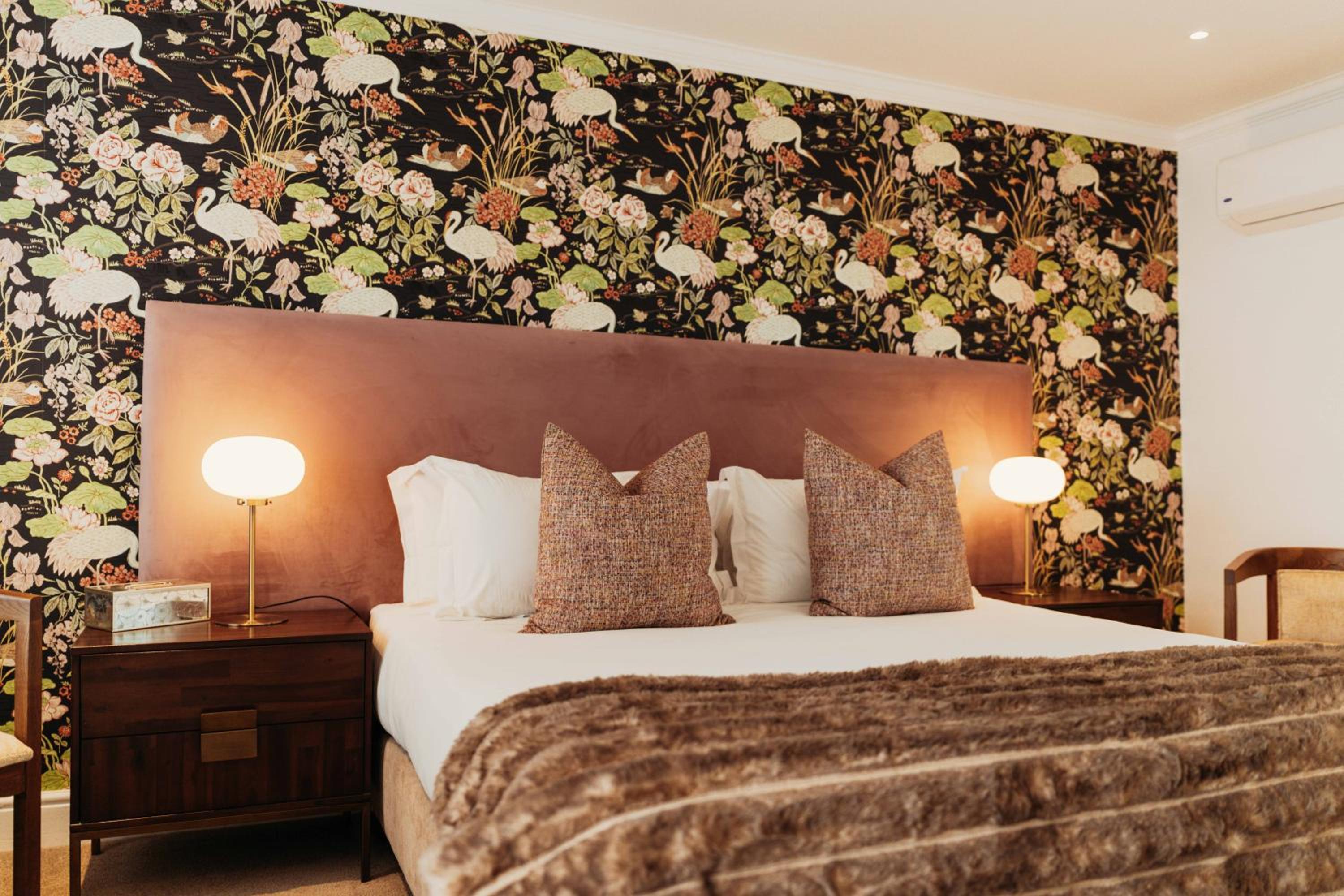 Photo 98