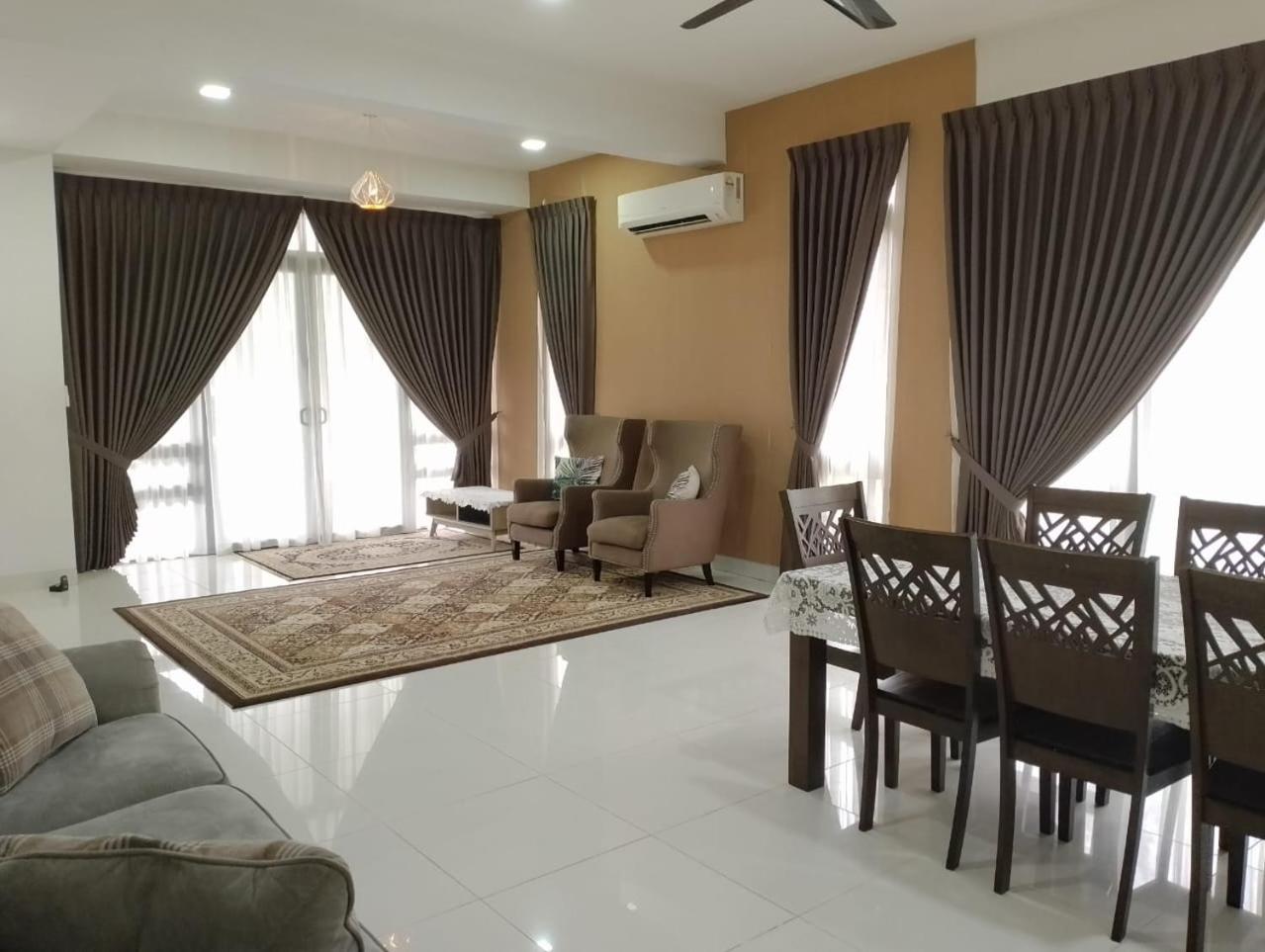 Pinevalley Homestay Putrajaya Presint 12 photo 1