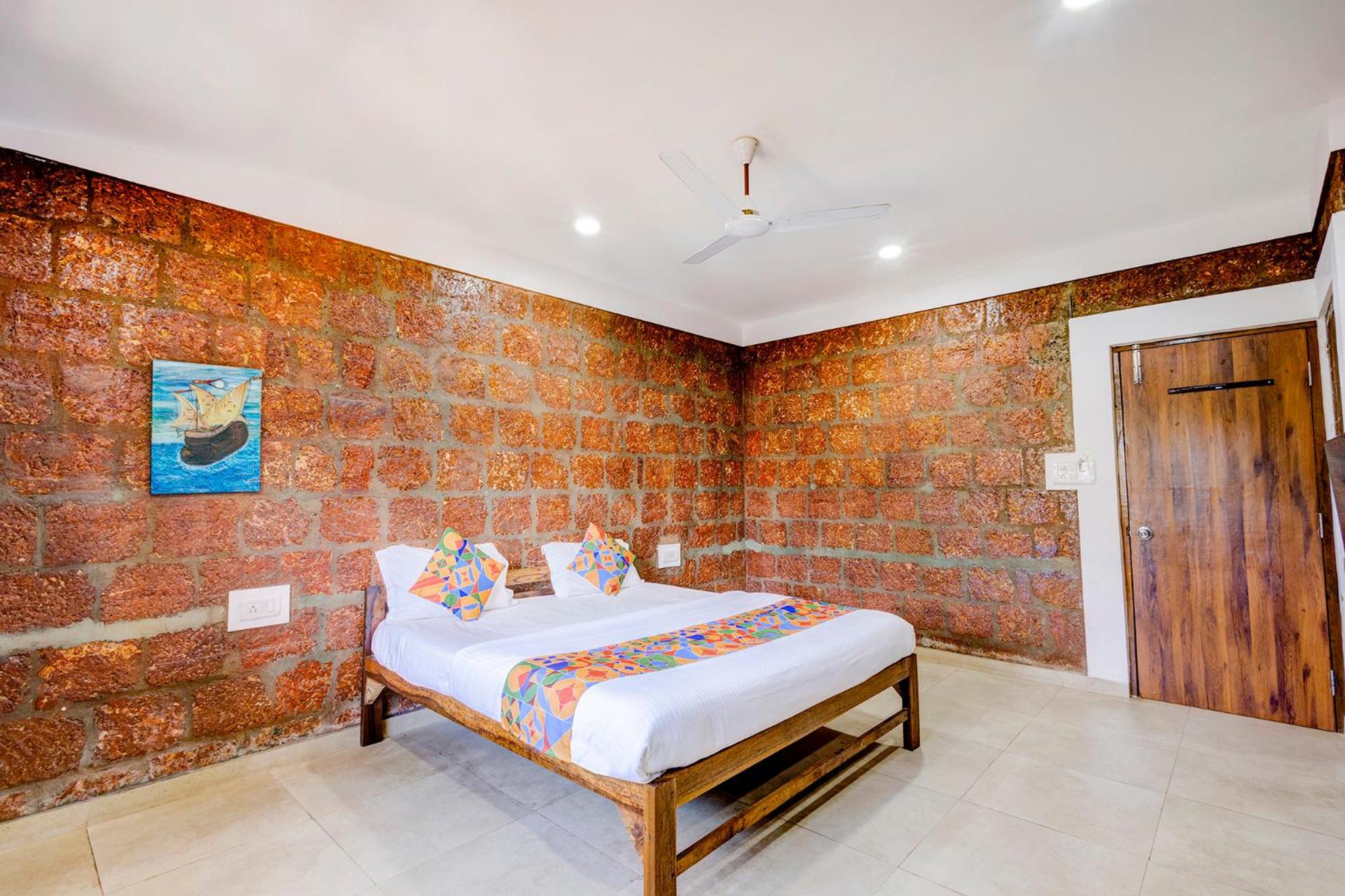 FabHotel Arya's Hyderabad Resort - Nr Calangute Beach