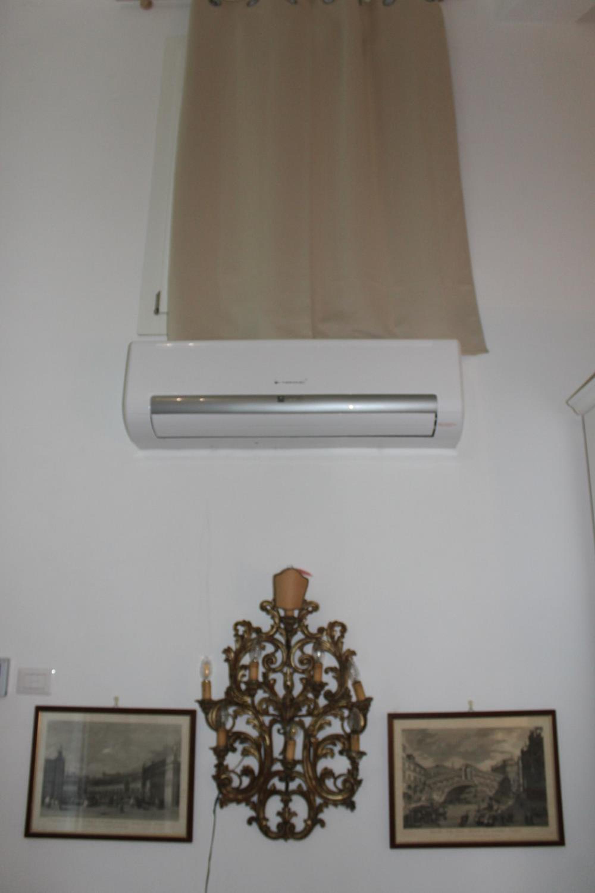 Mimi's studio