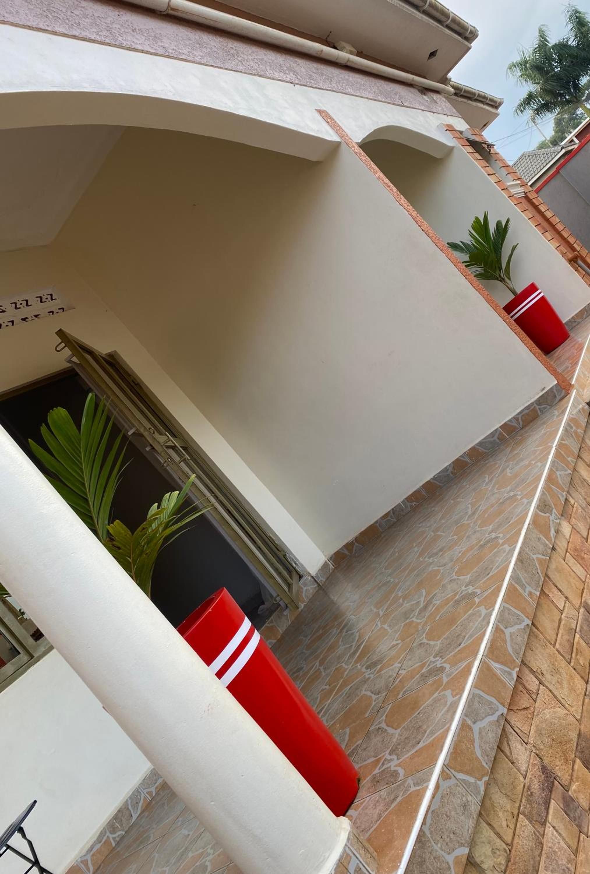 HERI COURTS-Furnished Units view 4