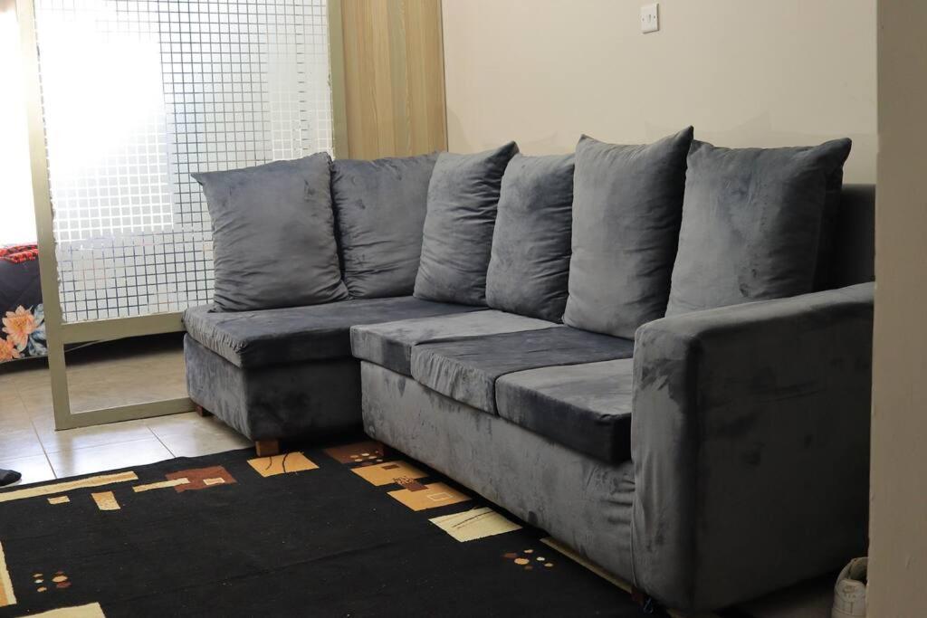 Convenient Cozy Spot Near Airport view 5
