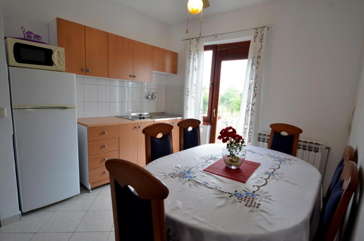 Apartment A5 view 3