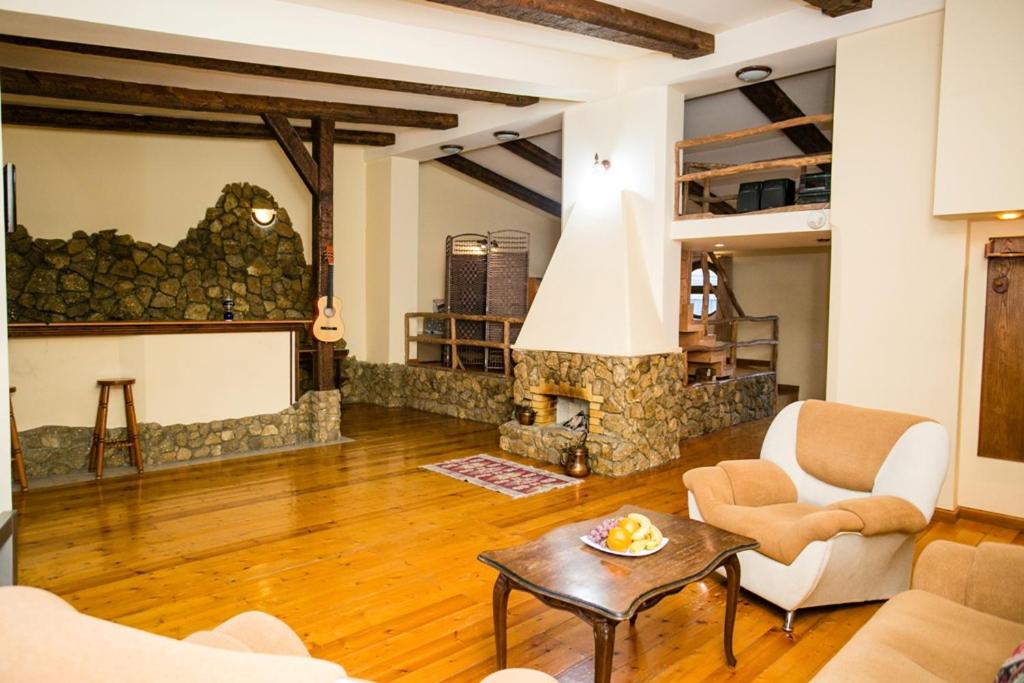 Cozy Loft Molokanes