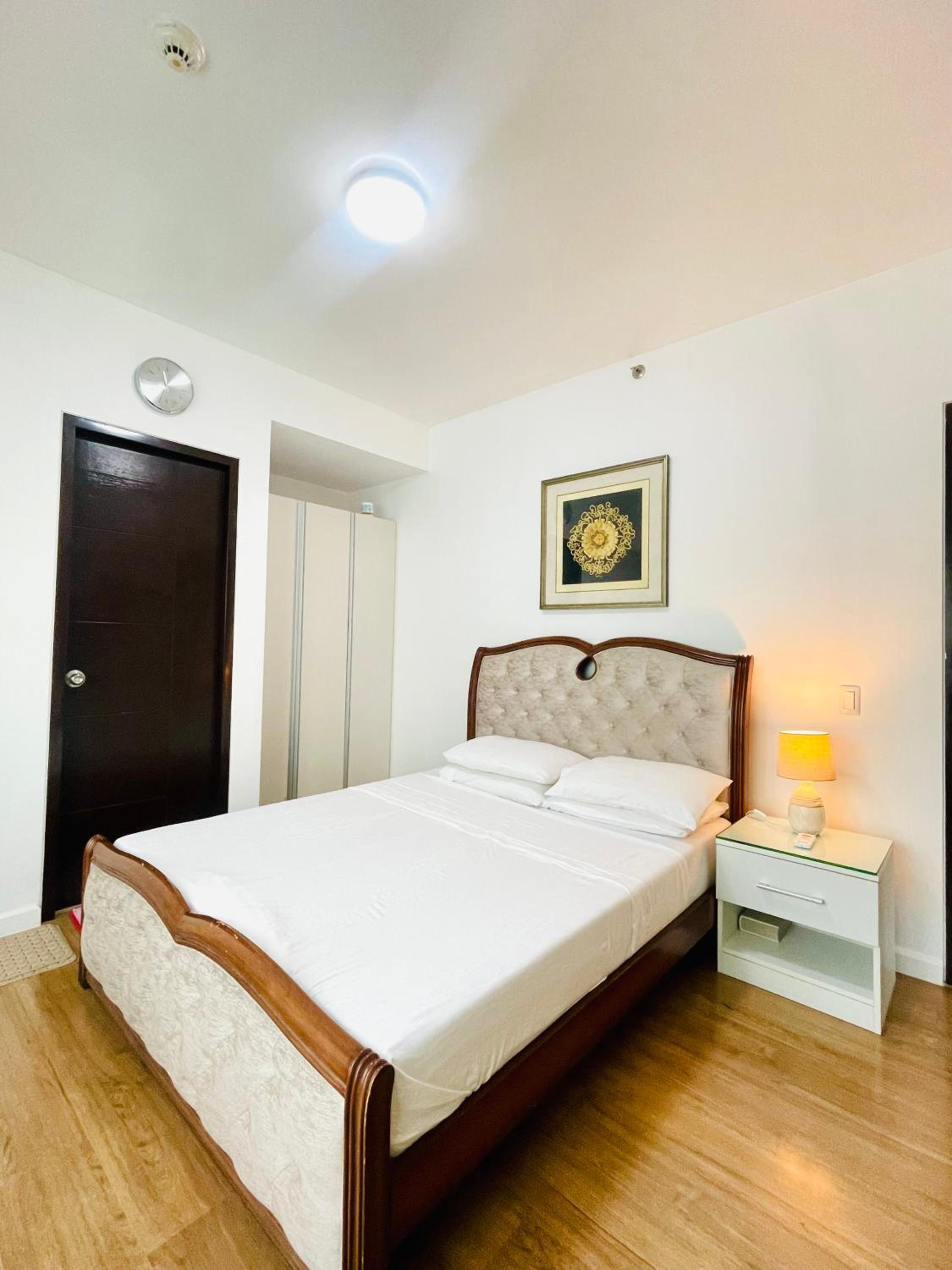 1br With Balcony Free wifi Netflix view 4
