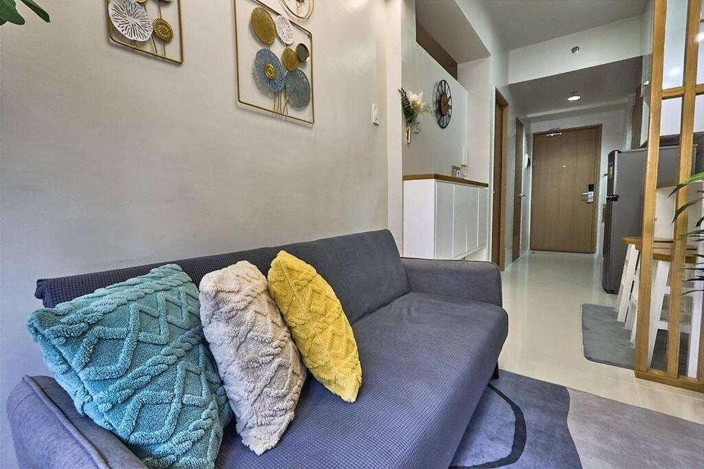 Cozy Homey Hideout near Mall of Asia view 4