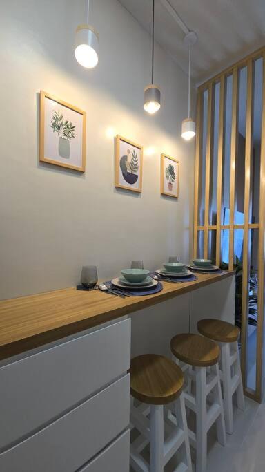 Cozy Homey Hideout near Mall of Asia view 5