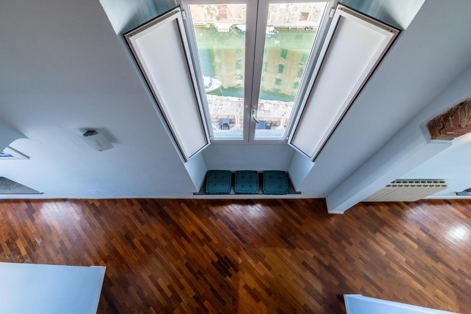Libeccio Urban Suite by Pleiades Home