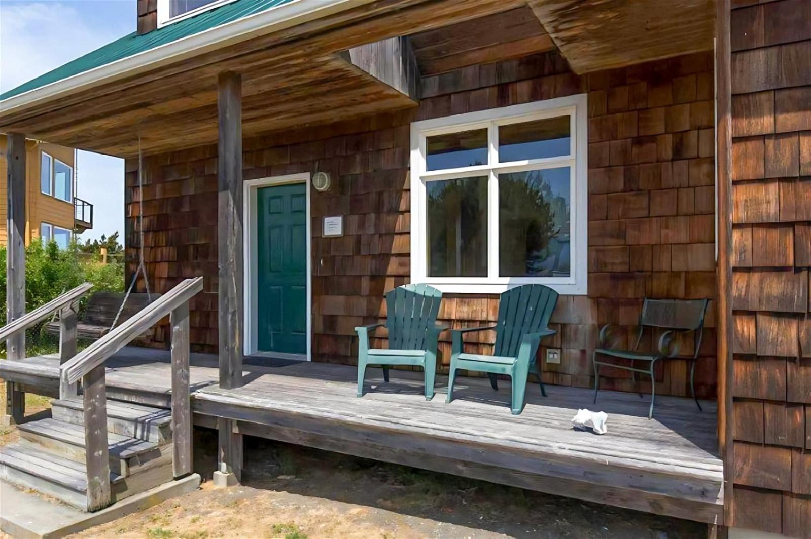 Sq Dungeness Bay Beach House view 4