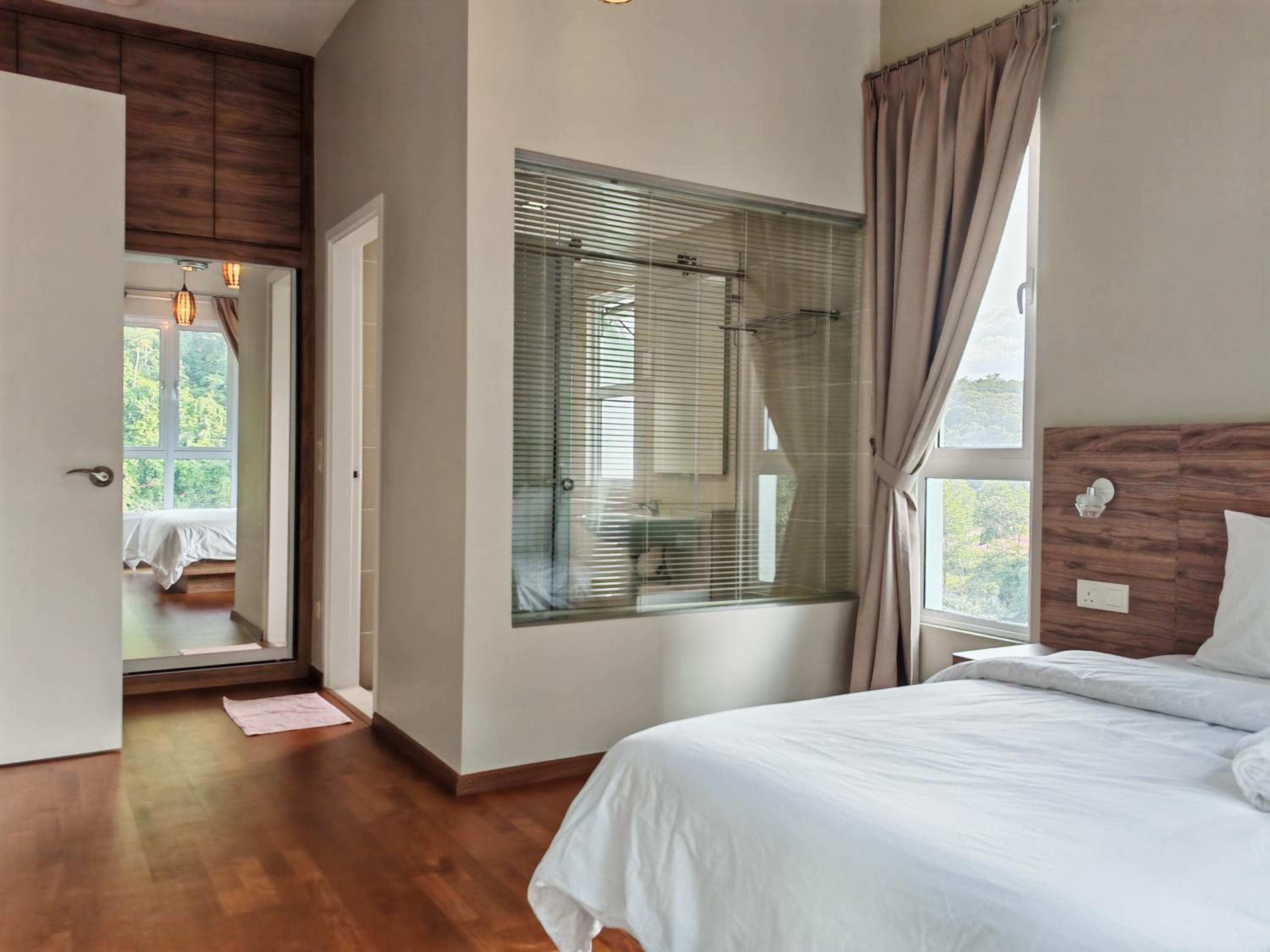 Stunning Mountain & Lake Views' Suite Banyan photo 8