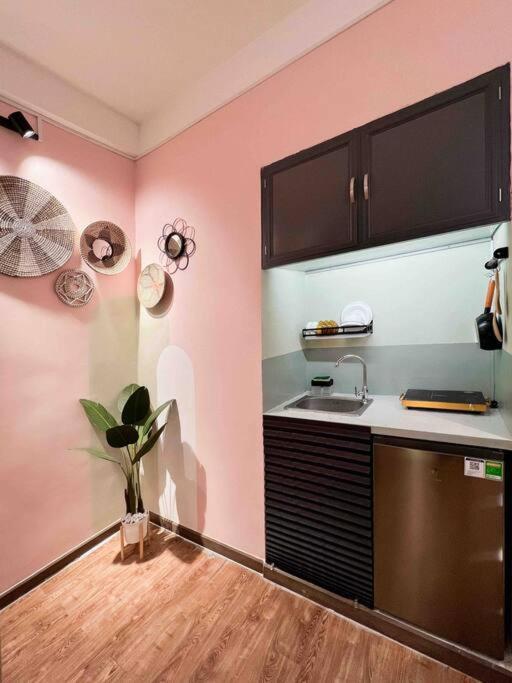 Glorious CENTRAL Loft - Near BenThanh Market - Walk to METRO