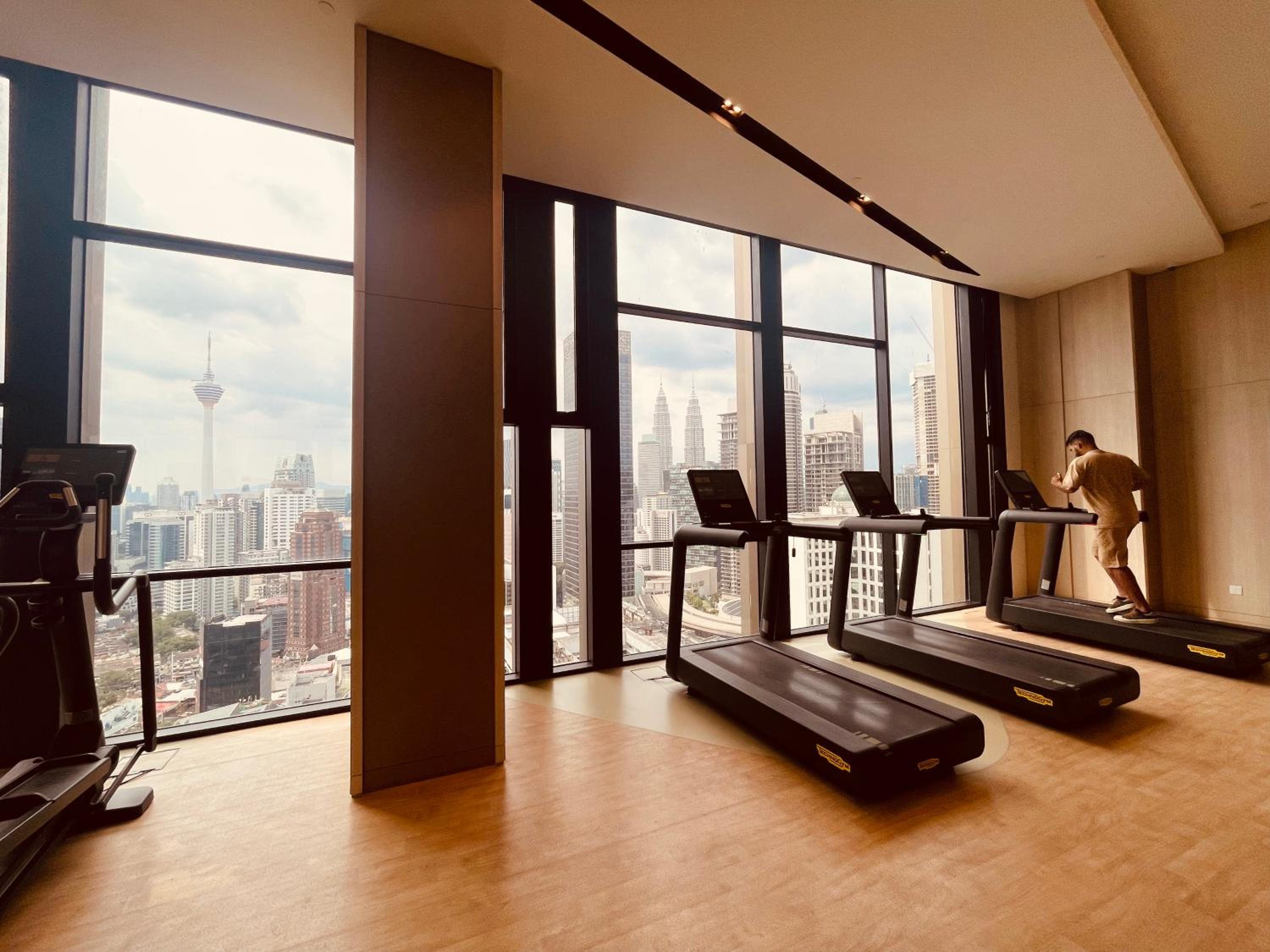 Axon Residence by Western Suites